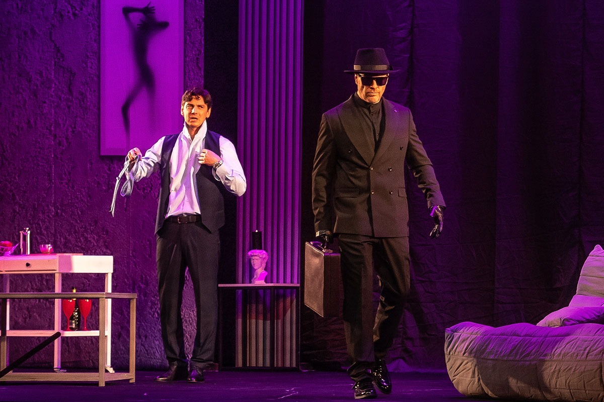 

Билеты на Мафия и нежные чувства (Концертный зал «Останкино»)