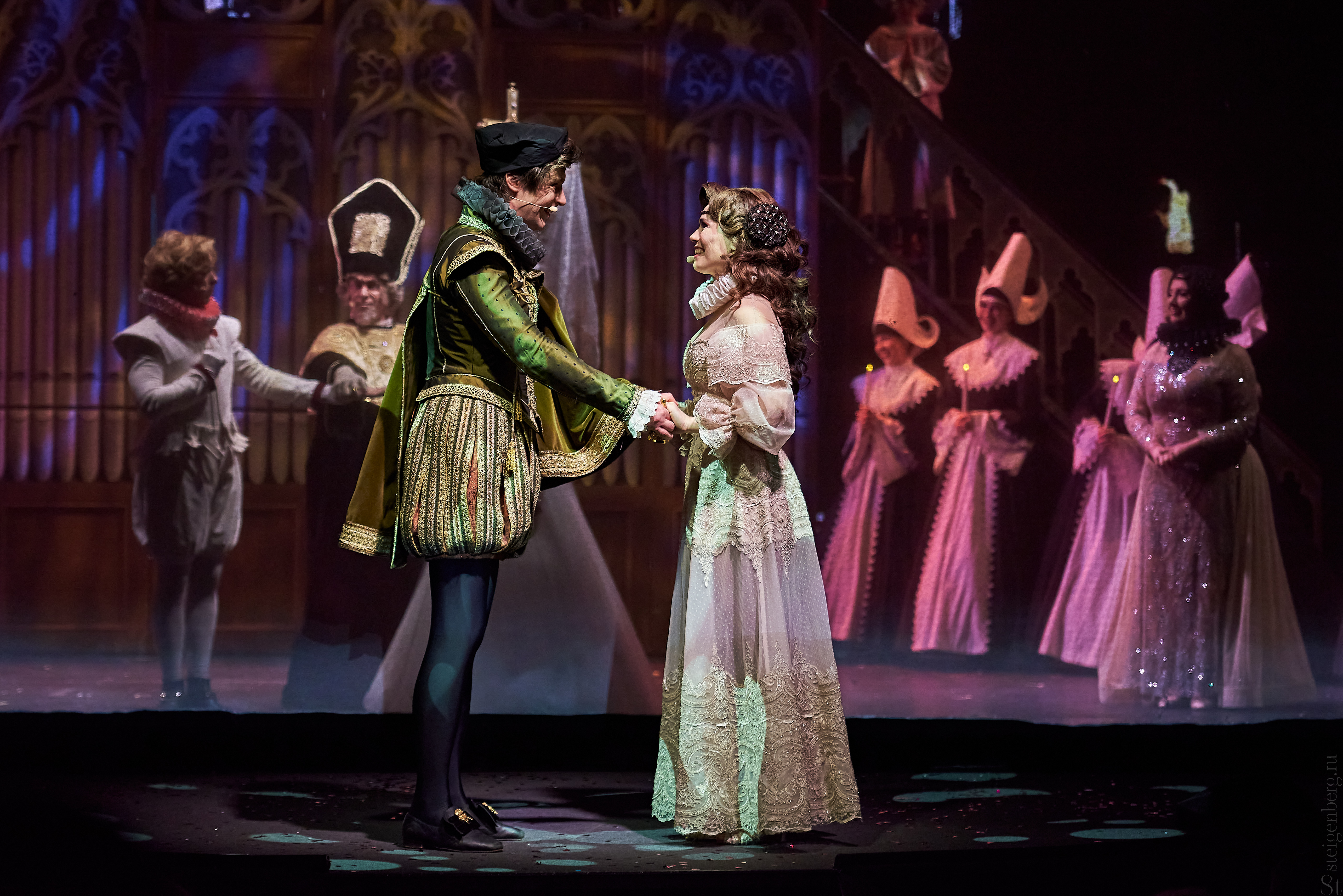 

Билеты на Фауст. Пари дьявола (ЛДМ. Новая-новая сцена)