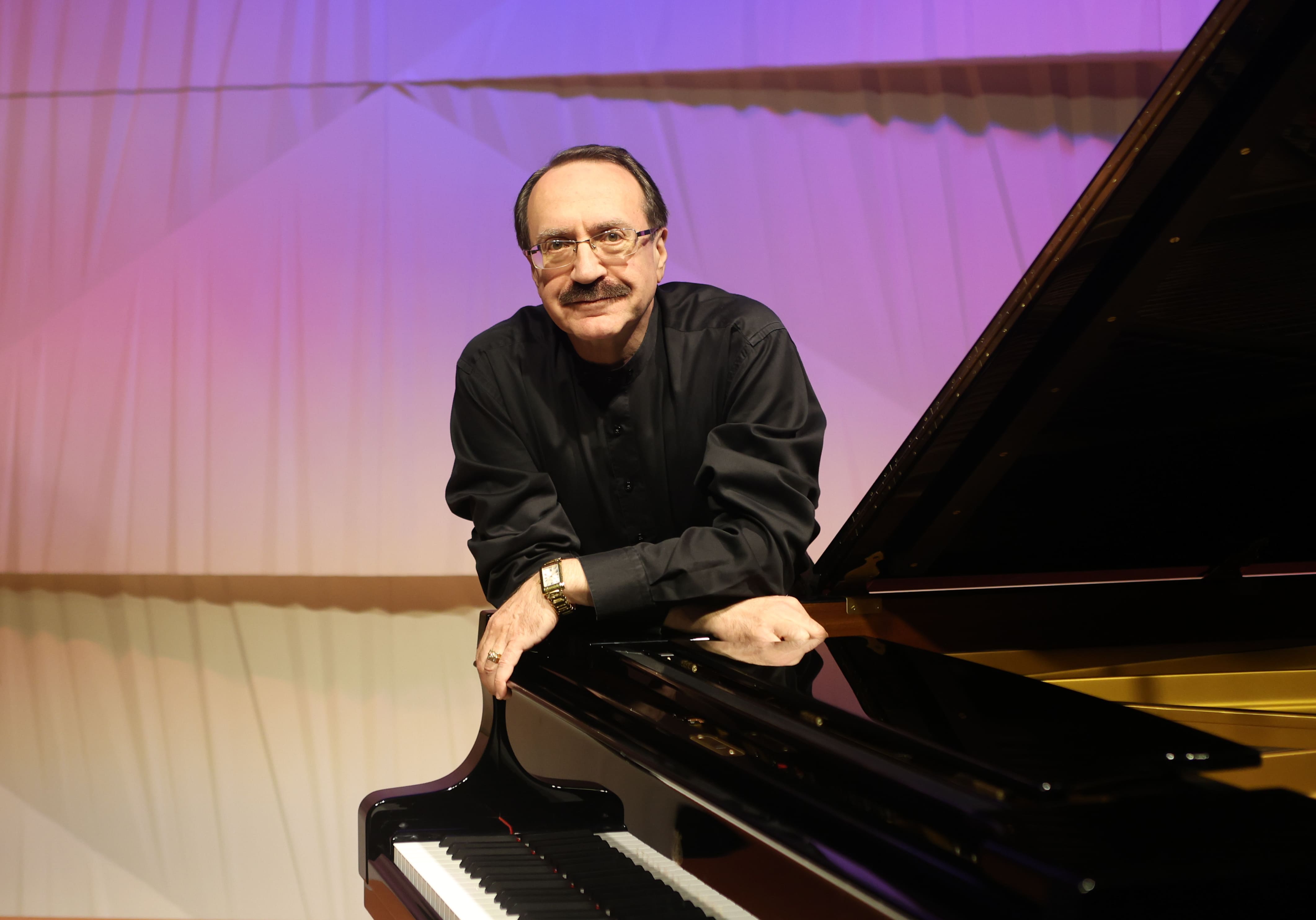 

Билеты на Крамер, Гроховский, ГКО. К 270-летию Моцарта (Дом музыки)