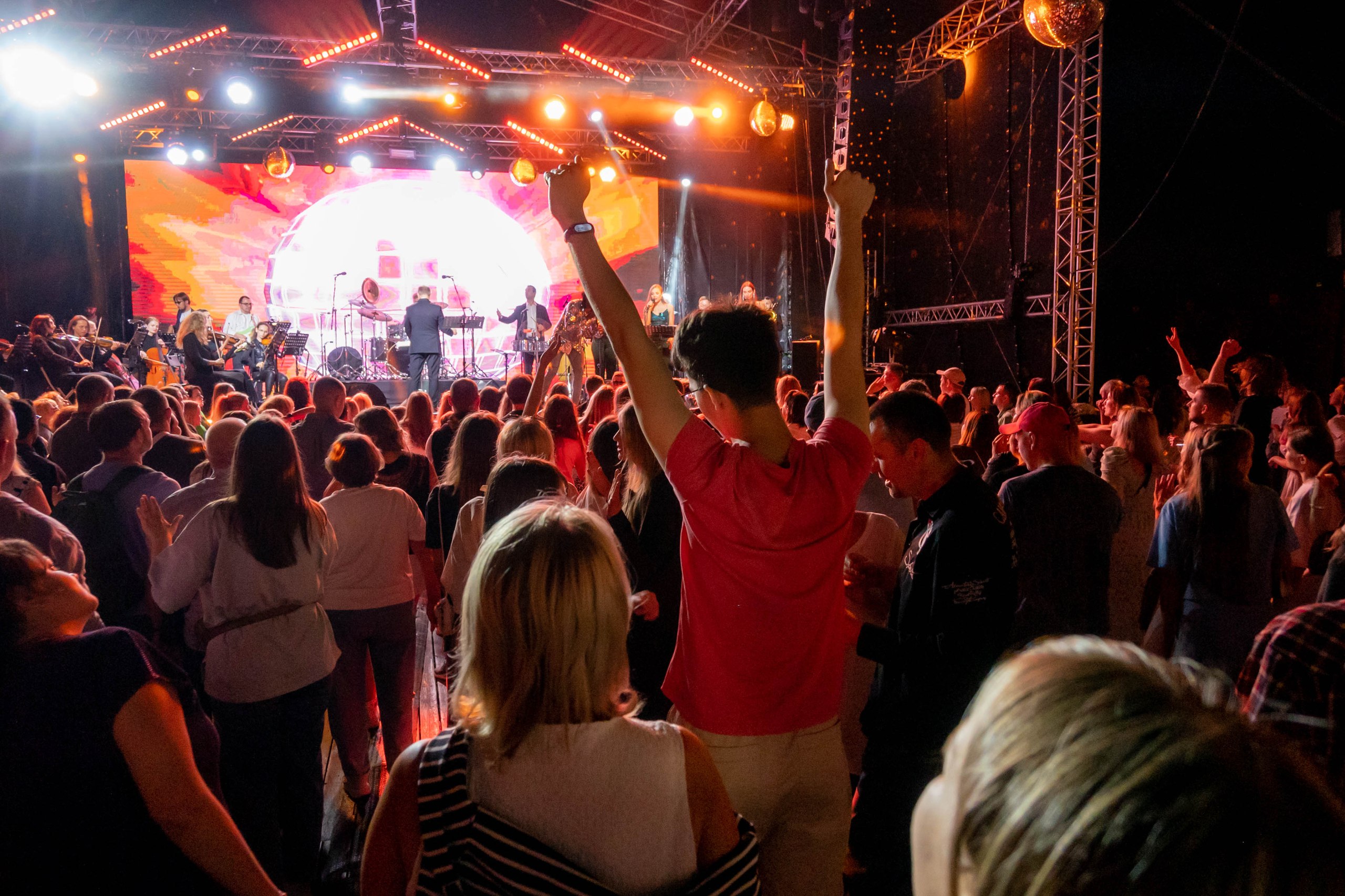 

Билеты на Мировые хиты на крыше с симфоническим оркестром (Roof Place)