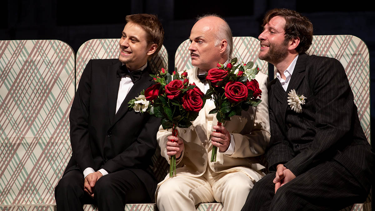 

Билеты на Семья Сориано, или Итальянская комедия (Молодёжный театр на Фонтанке)