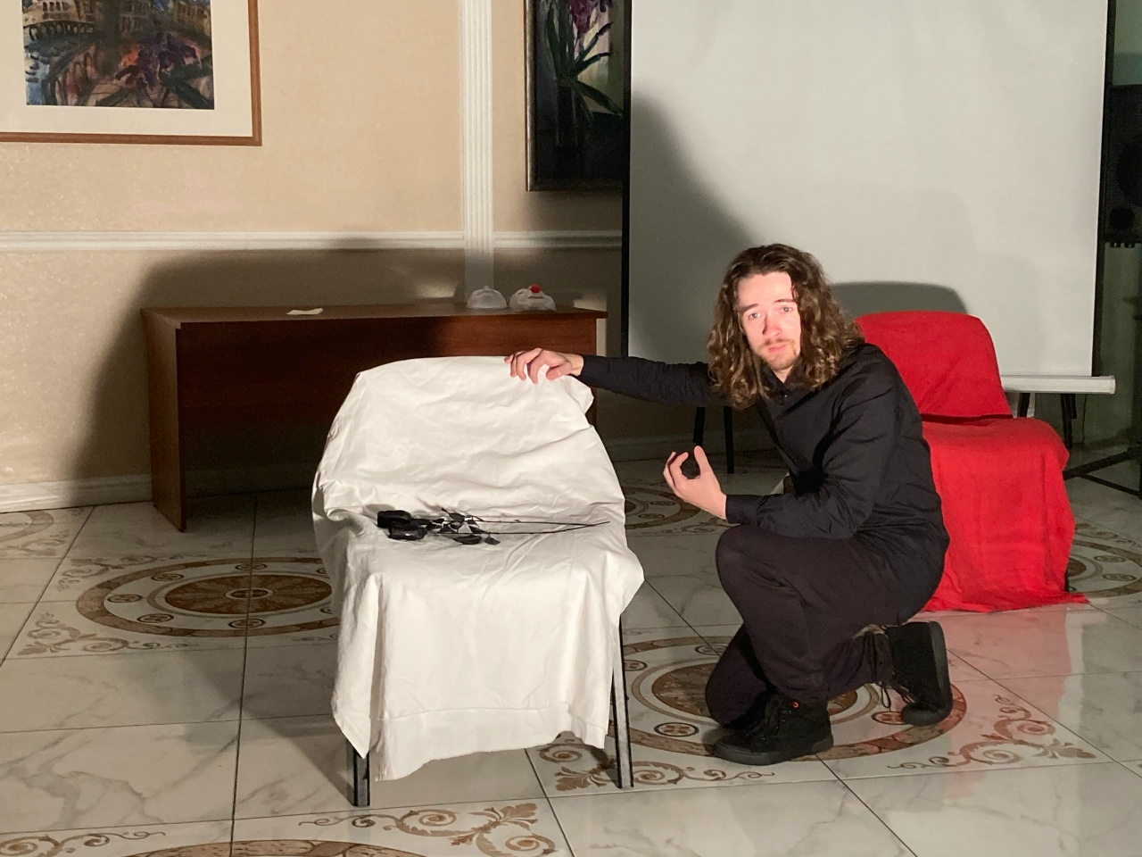 

Билеты на Роальд (Музей Бенуа на Васильевском)