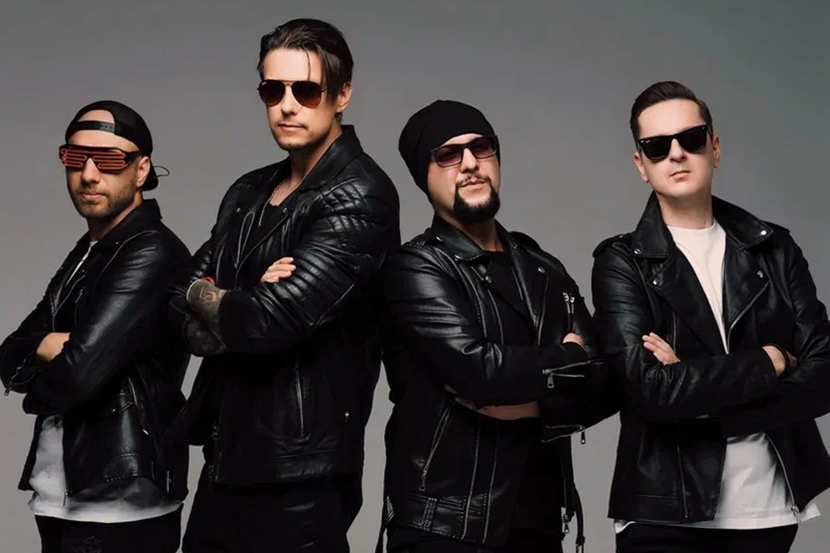 

Билеты на Назад в будущее: мировые хиты 80–90-х с группой Retromania (Геленджик Арена)