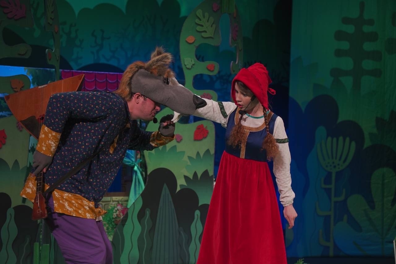 

Билеты на Ещё раз о Красной шапочке (Русский драматический театр им. Горького)