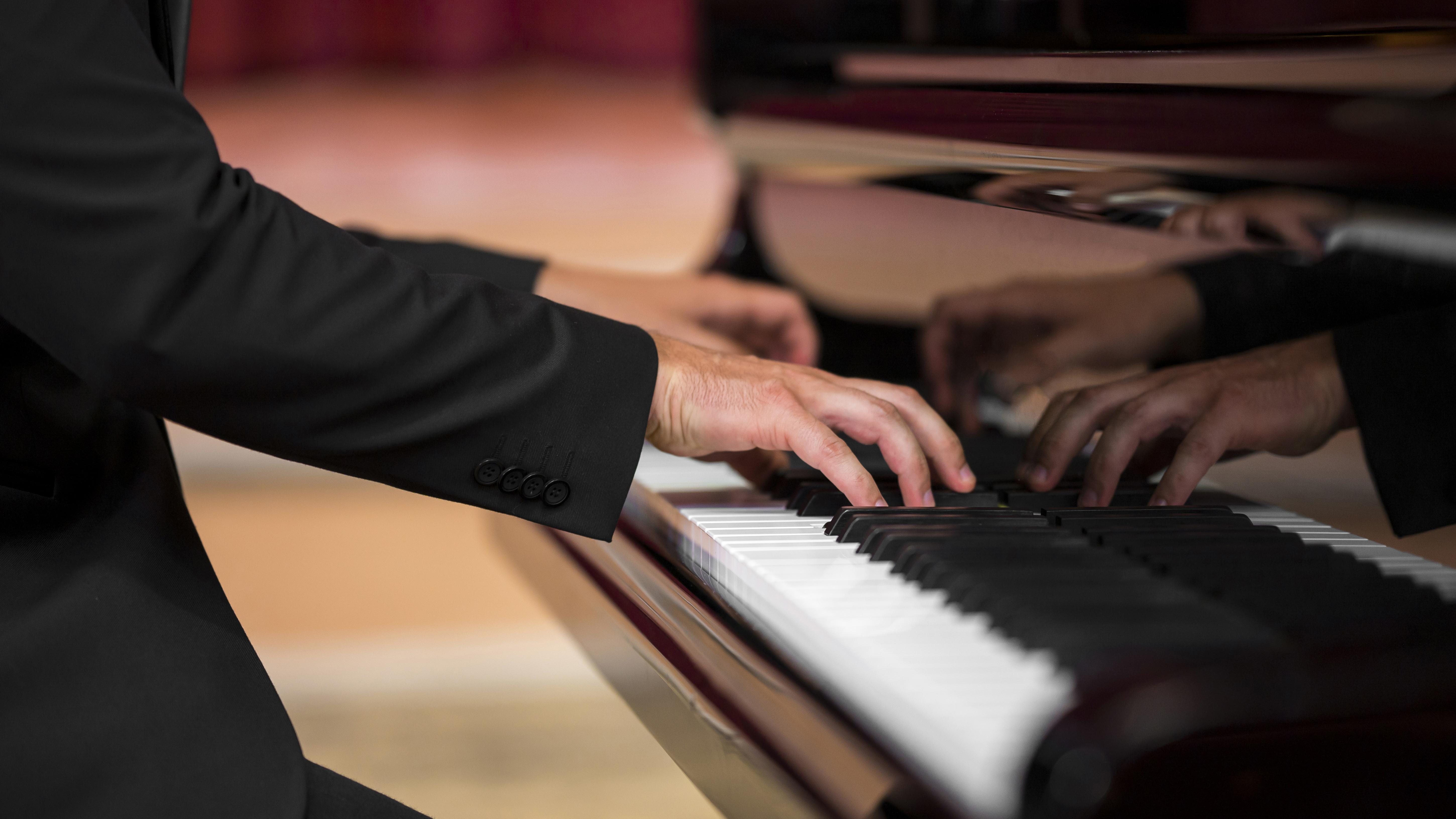

Билеты на Jazz Piano Day. Фестиваль джазовых пианистов (EverJazz)