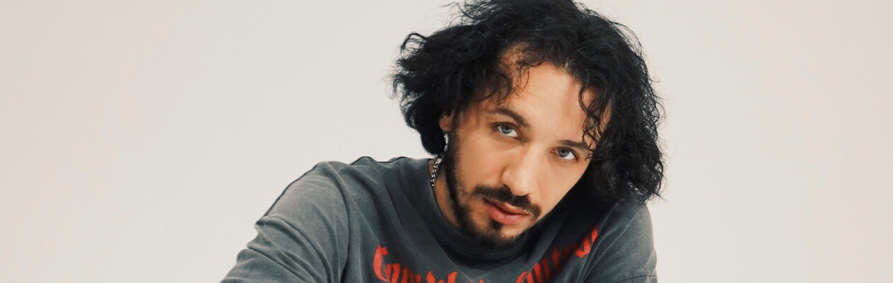 The OM. Alt. Live Special