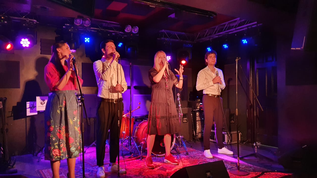 

Билеты на Елена Комарова (Lюstra Bar)