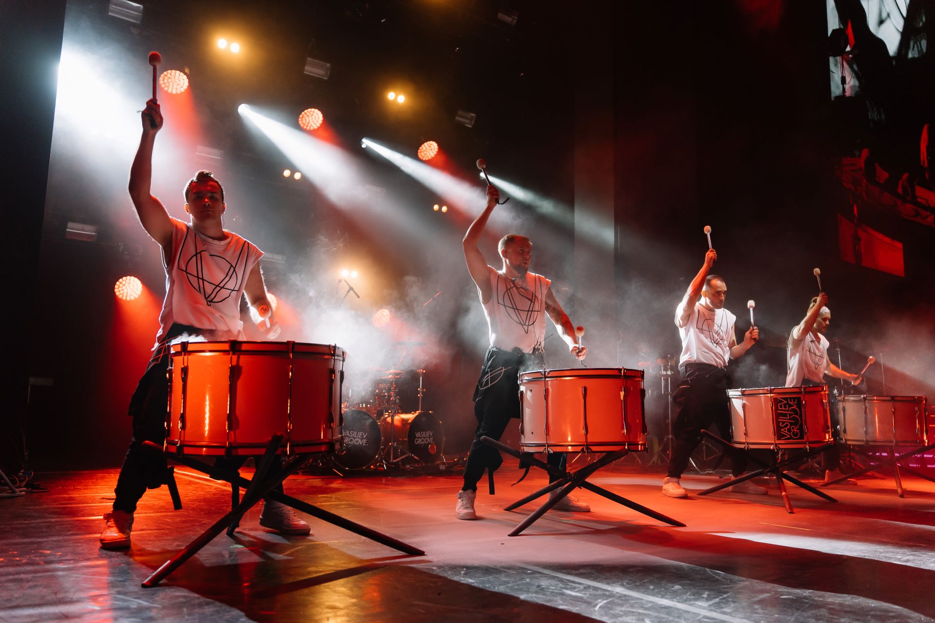 

Билеты на Шоу барабанщиков Vasiliev Groove (МТС Live Холл)