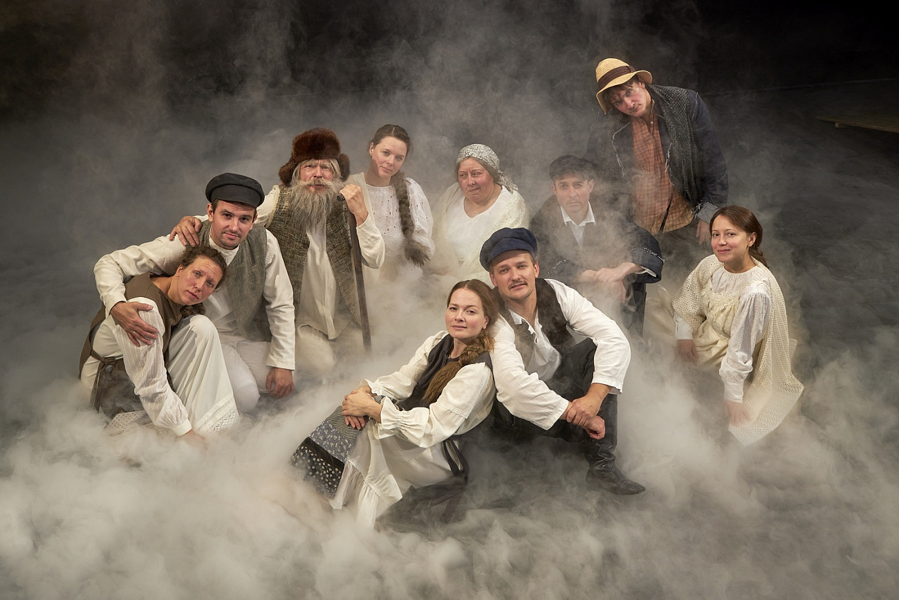 

Билеты на Одна абсолютно счастливая деревня (Мастерская «12» Никиты Михалкова)