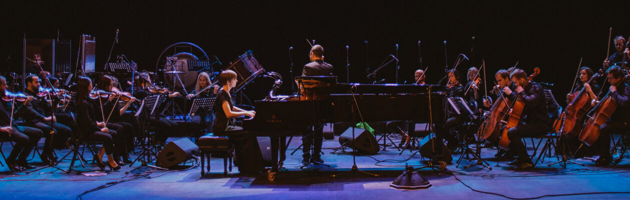 Саундтреки Эйнауди. Двойной концерт при свечах. Оркестр CAGMO