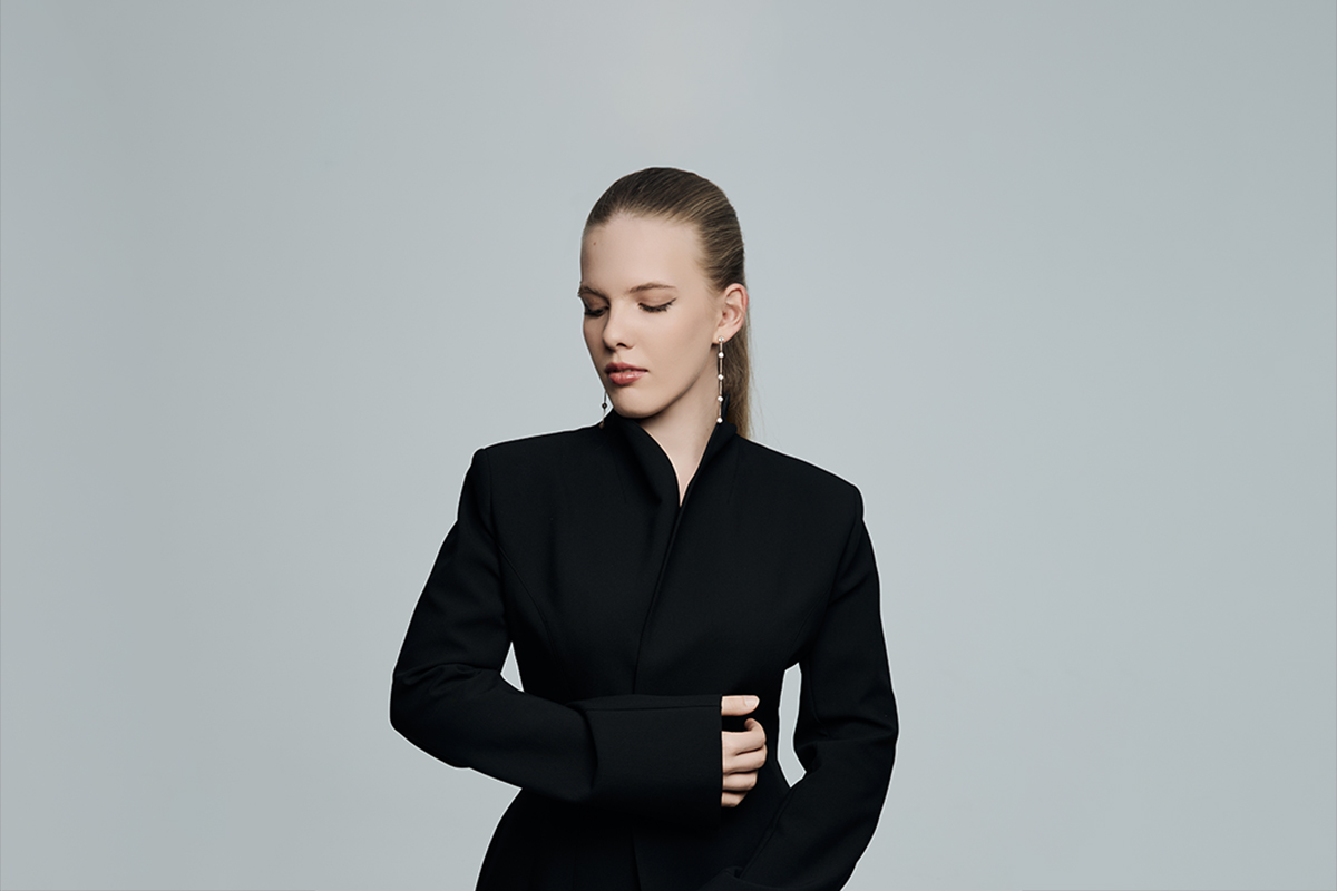 

Билеты на Маэстро-виртуоз: Ева Геворгян (Пигмент)