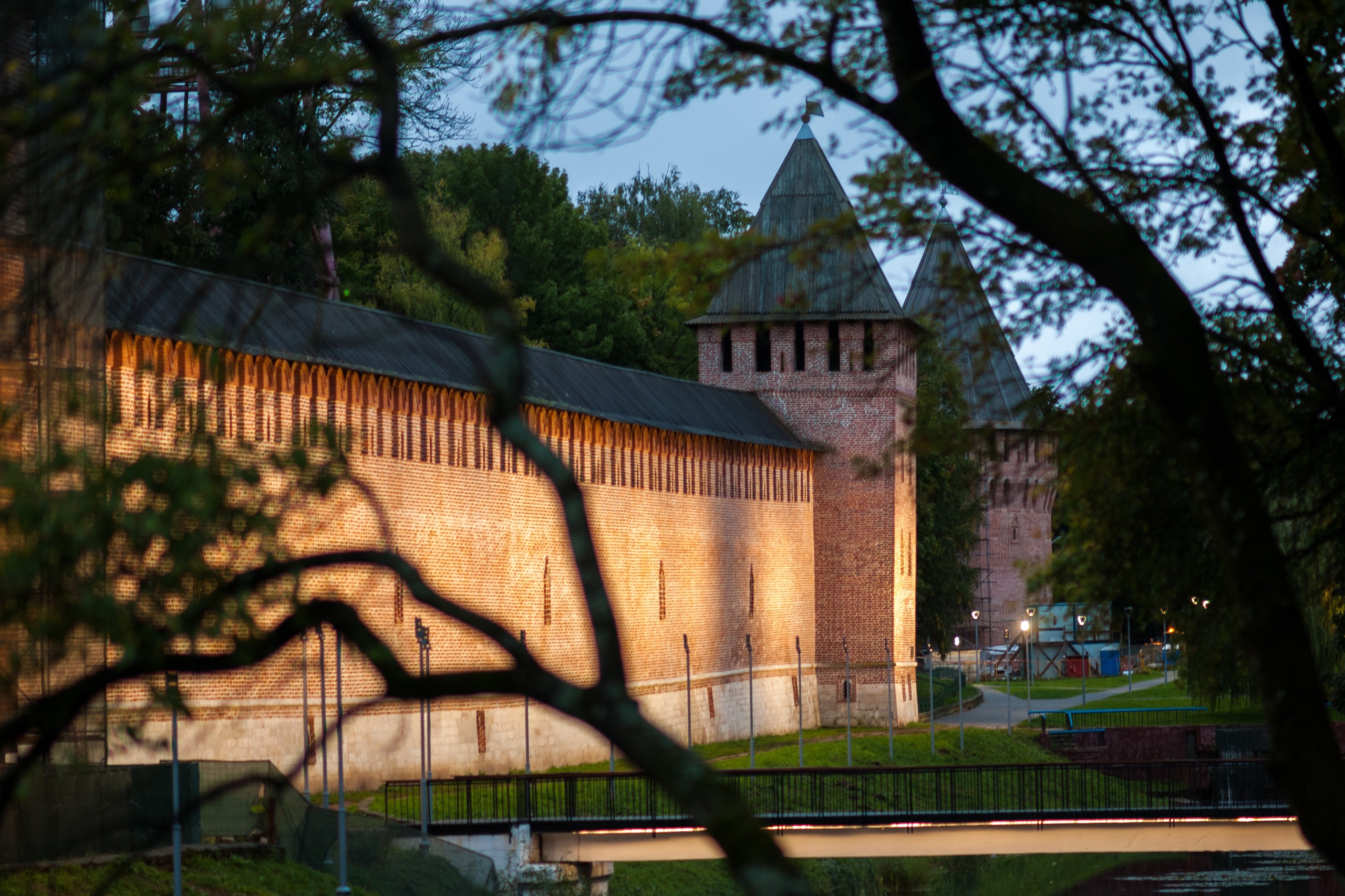 

Билеты на По знаковым местам Смоленска (история смоленска: обзорная экскурсия по знаковым местам)