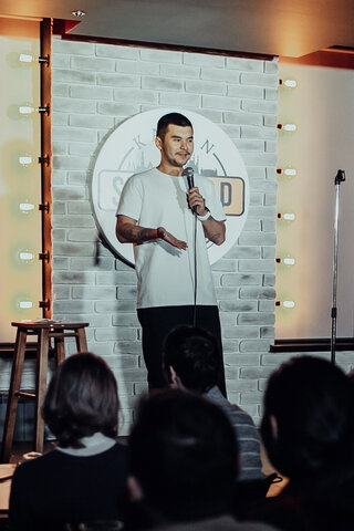 Top Stand-up