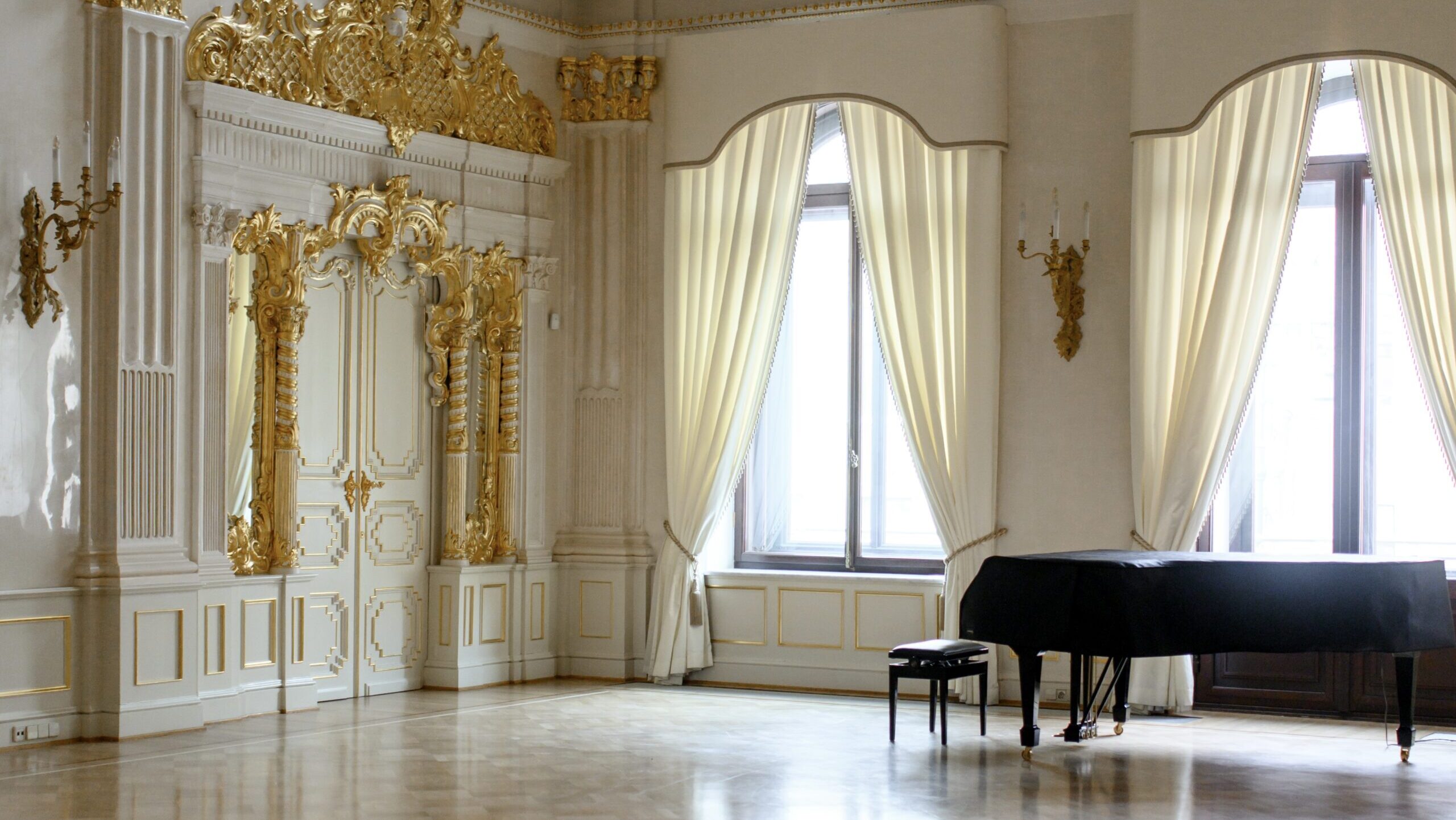 Афиша: Музыкальные шедевры зарубежного кинематографа в Санкте-Петербург 11 апреля 2026