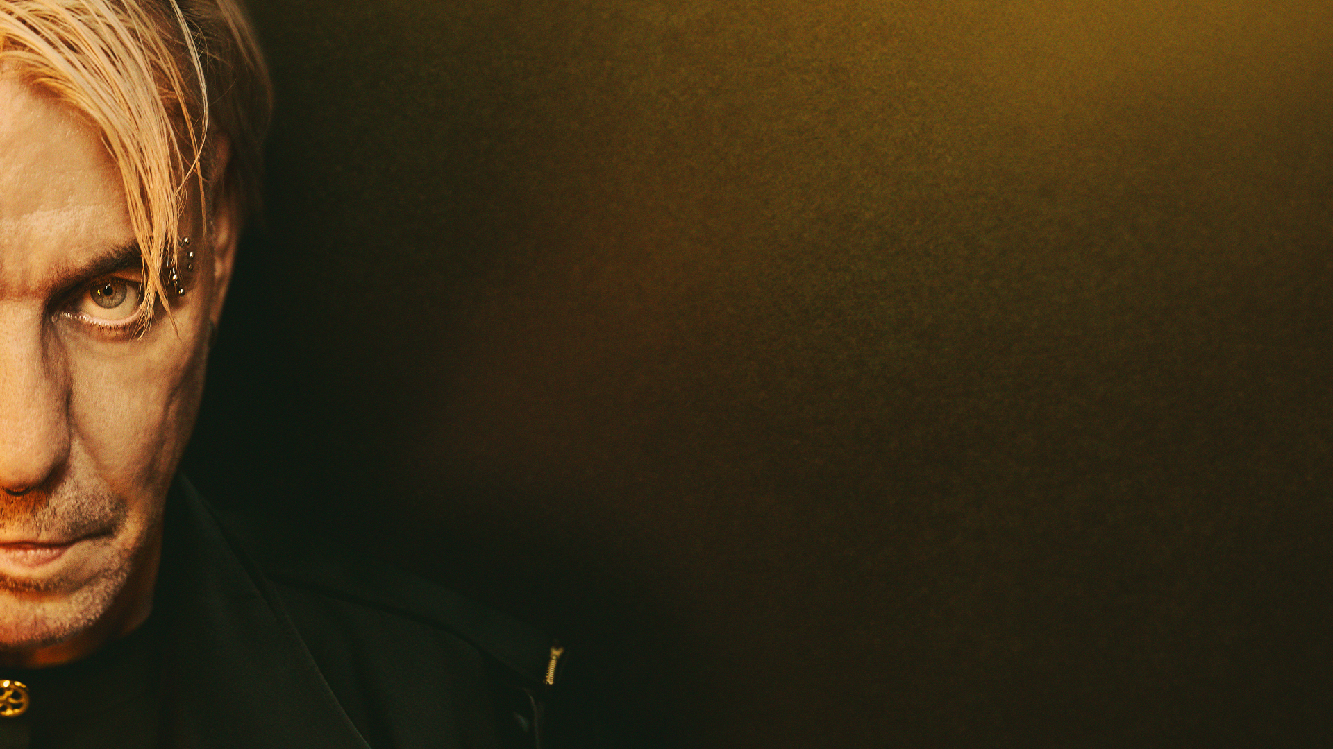 

Билеты на Тилль Линдеманн (Almaty Arena)