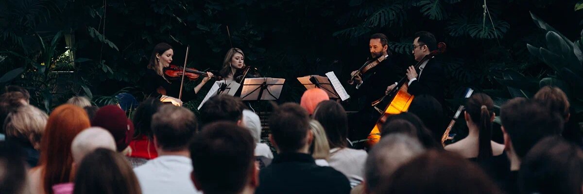 Магия свечей. От Вивальди до Эйнауди при свечах в оранжерее