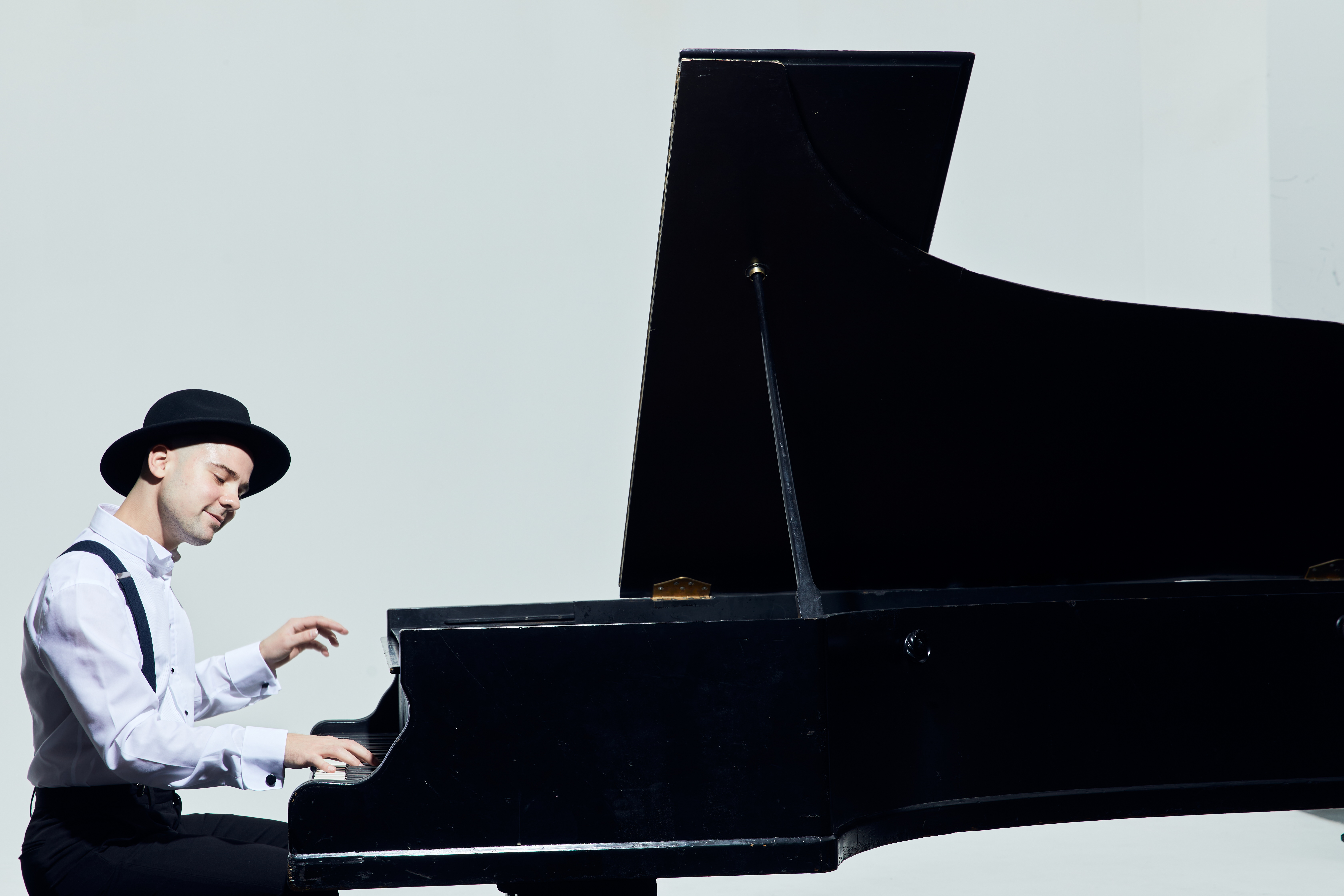 

Билеты на Дани Кузнецов и камерный оркестр (Музей Скрябина)