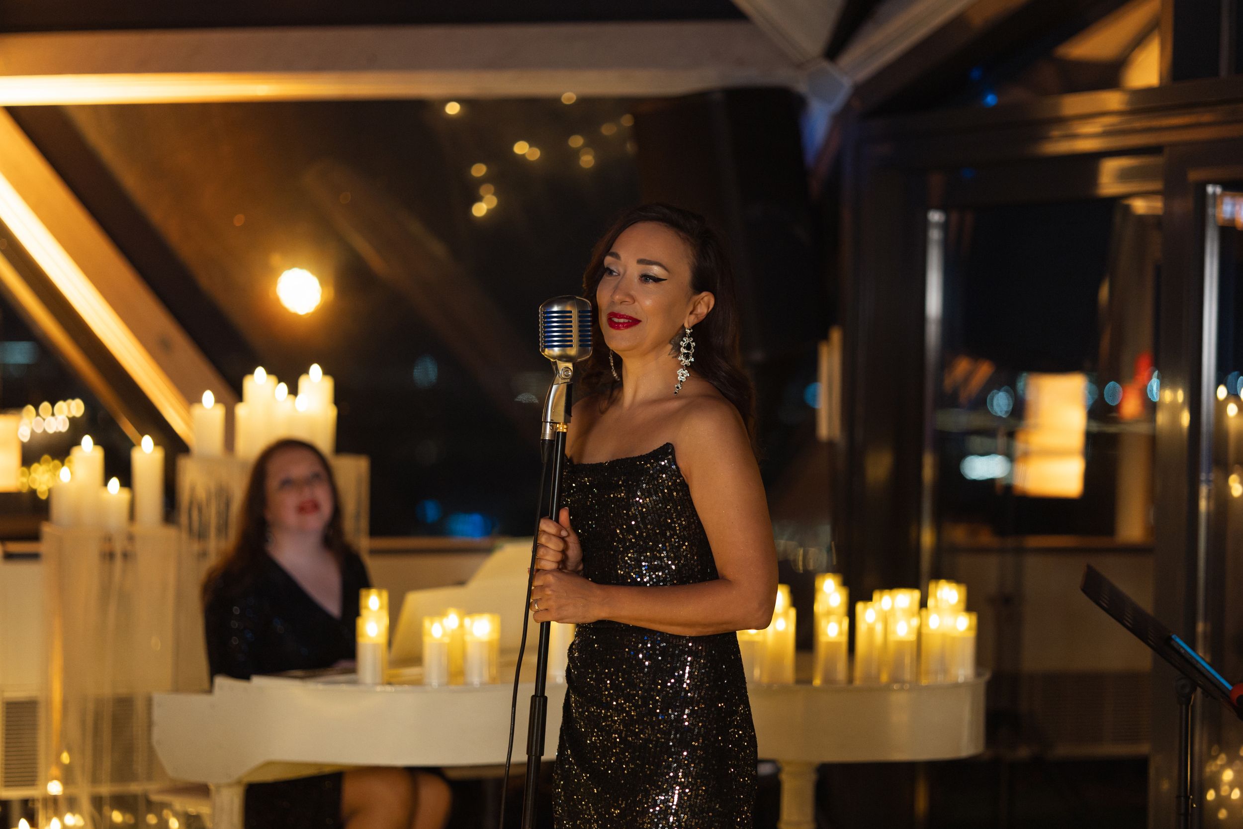 Афиша: Магия свечей. Золотой век Голливуда на крыше в Санкте-Петербург 1 мая 2026