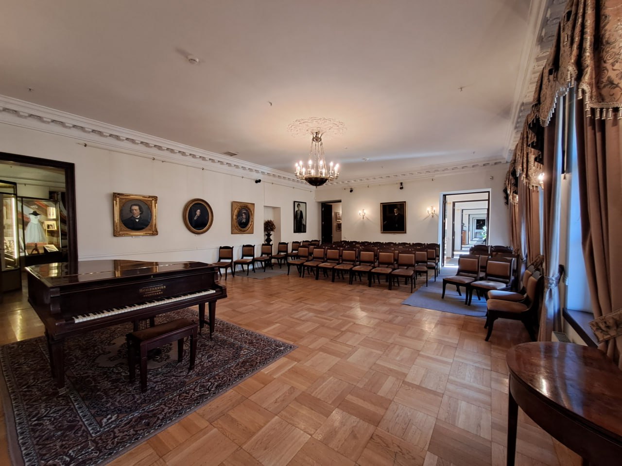 

Билеты на Отзвуки театра (Музей-квартира Самойловых)