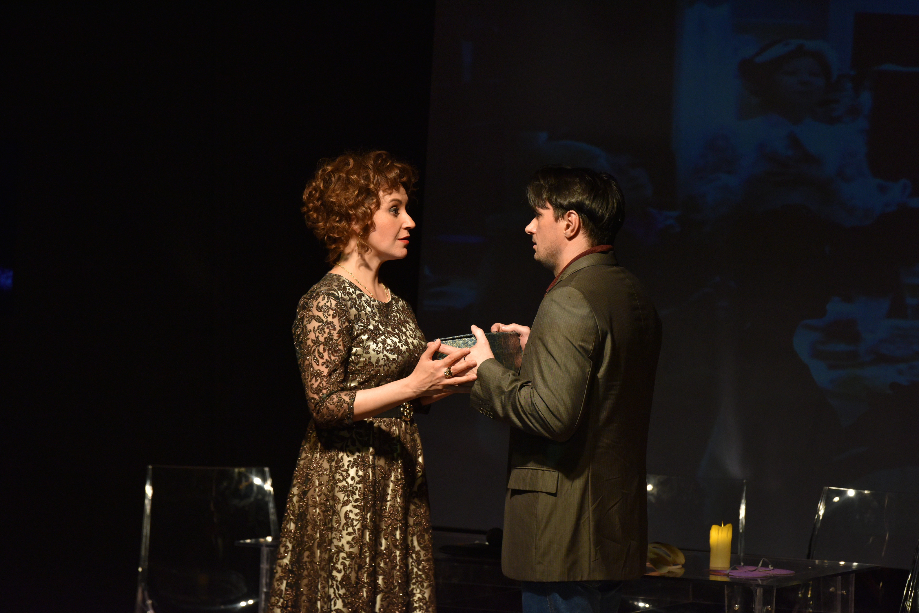 

Билеты на Дуры мы, дуры (Русский драматический театр)