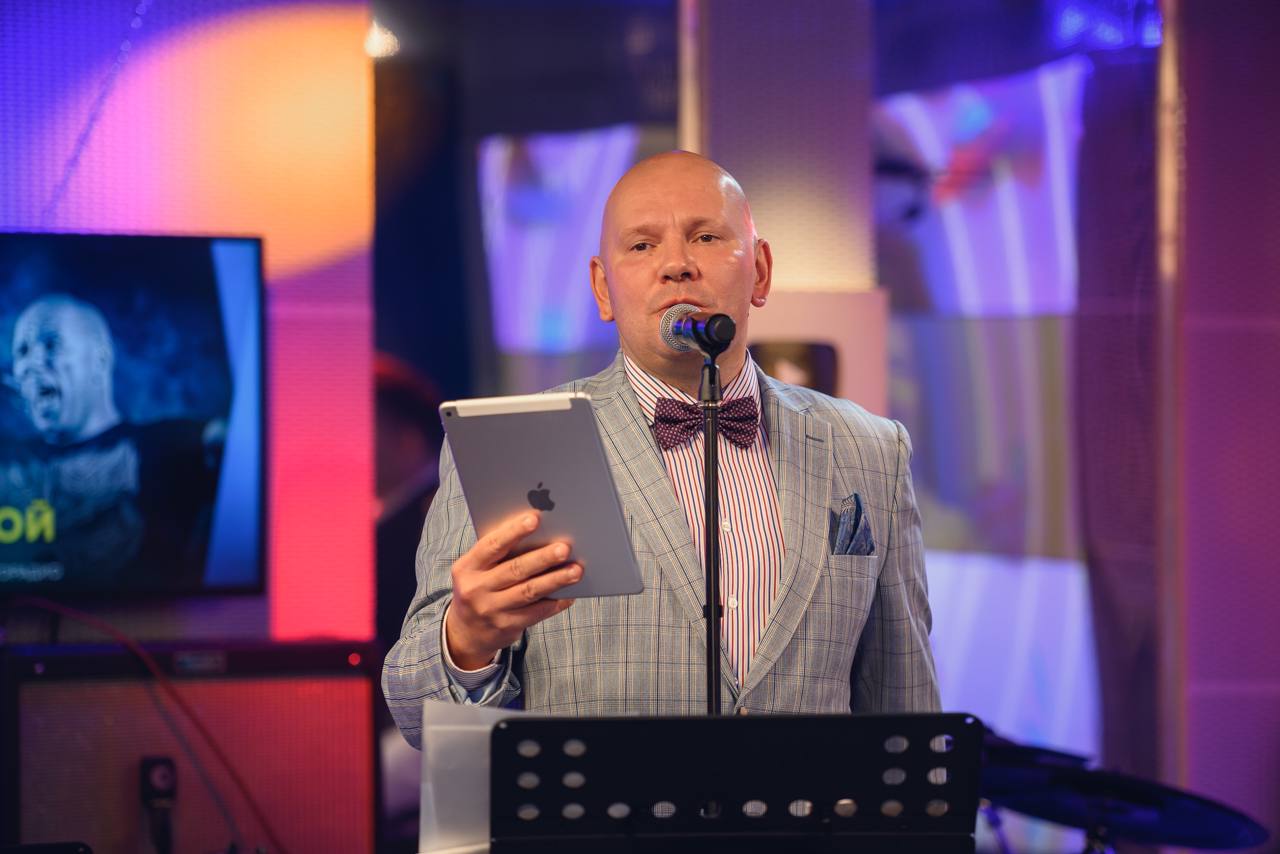 

Билеты на Непоэт Ломовой. Весеннее обострение (Петрович)