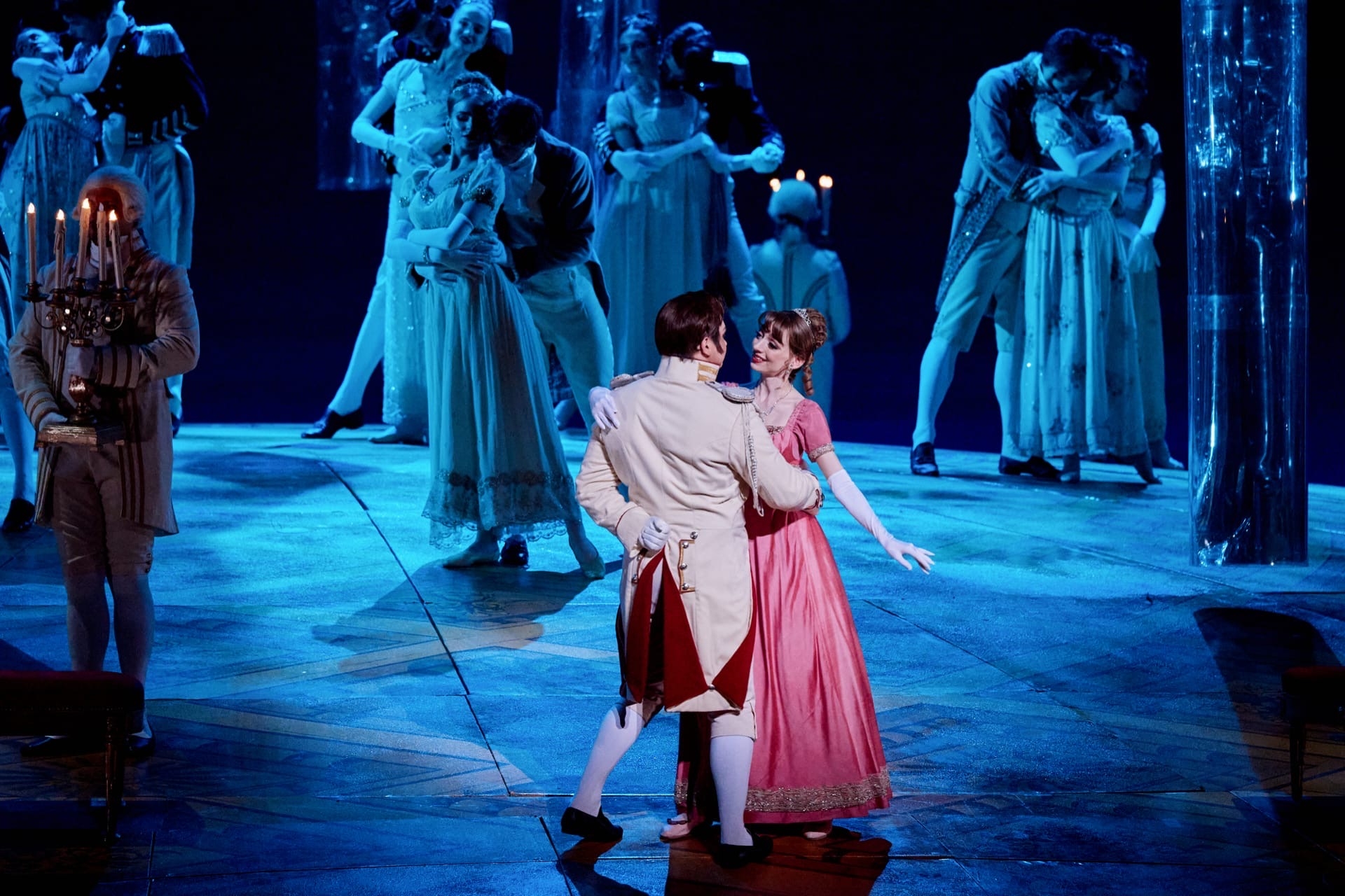 

Билеты на Война и мир (Мариинский-2)