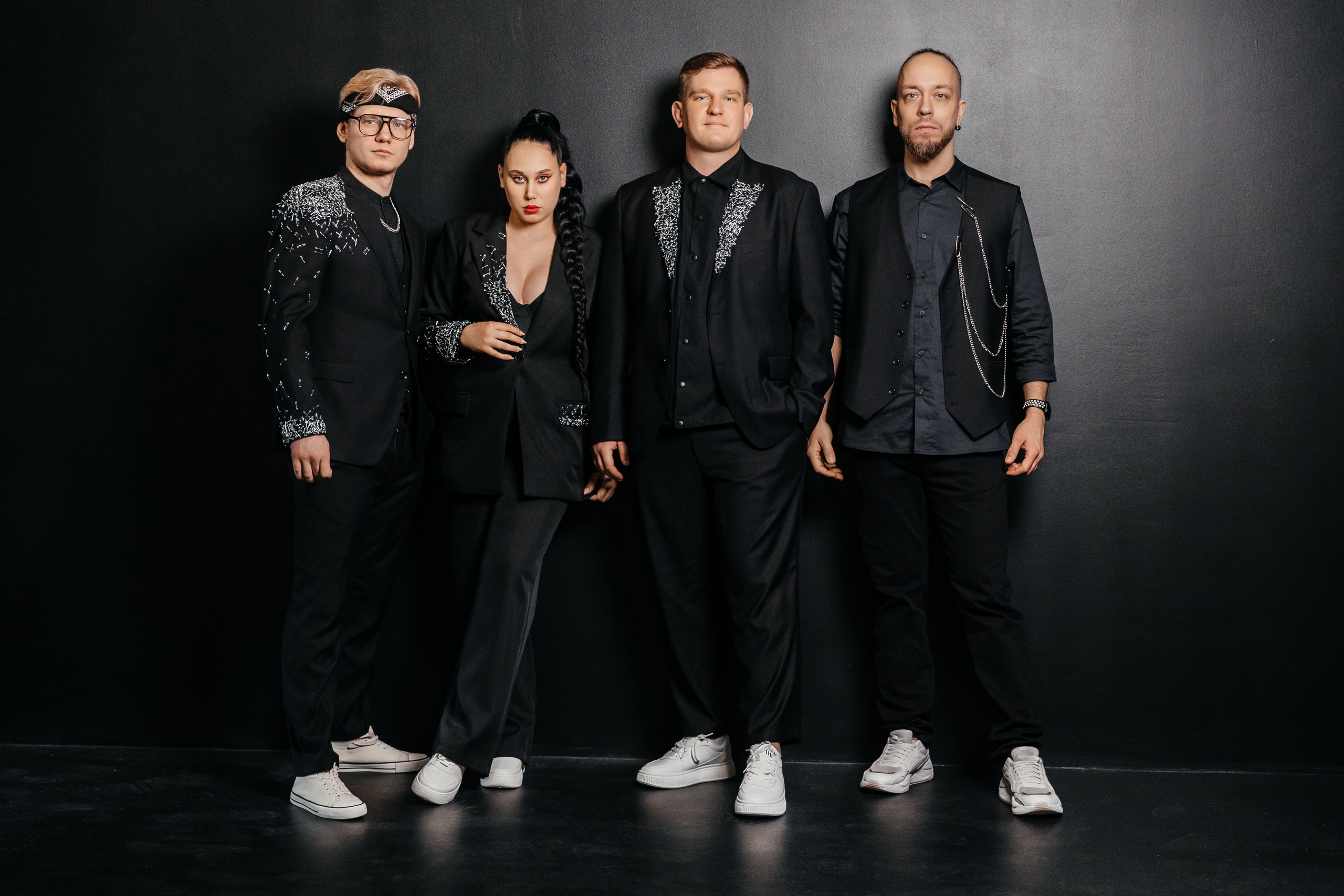 

Билеты на Музыкальный марафон: 1 этап (Joy Pub)