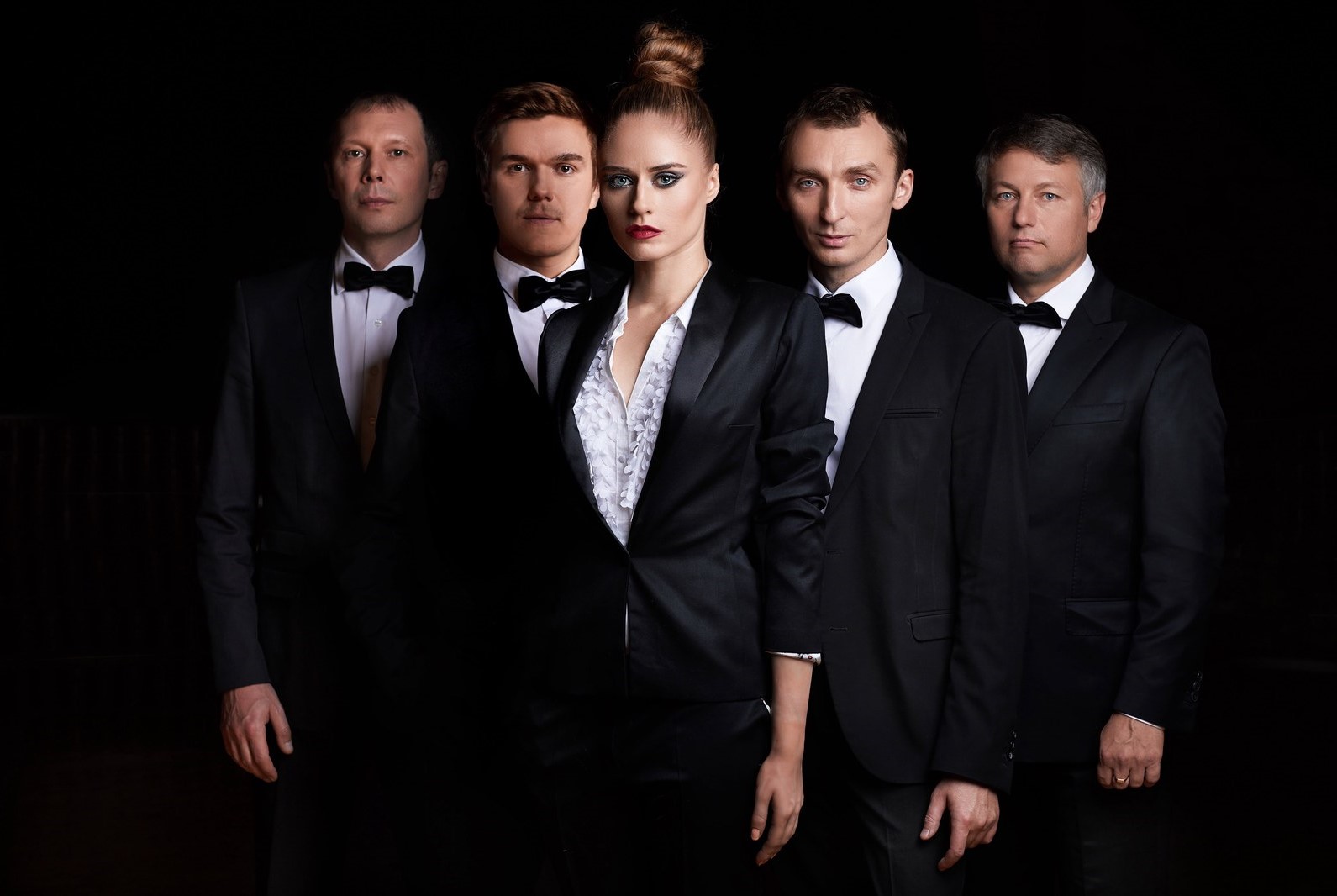 

Билеты на Elena et les Garçons. Музыкальное путешествие во времени на семи языках (Taganka Roof)