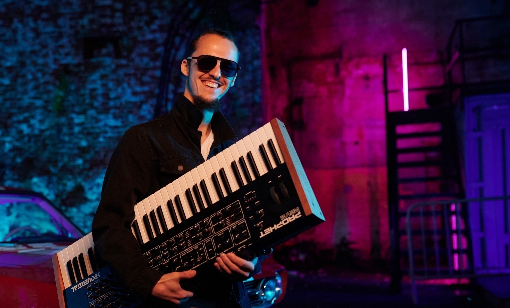 

Билеты на Let it Snow (Планетарий 1)