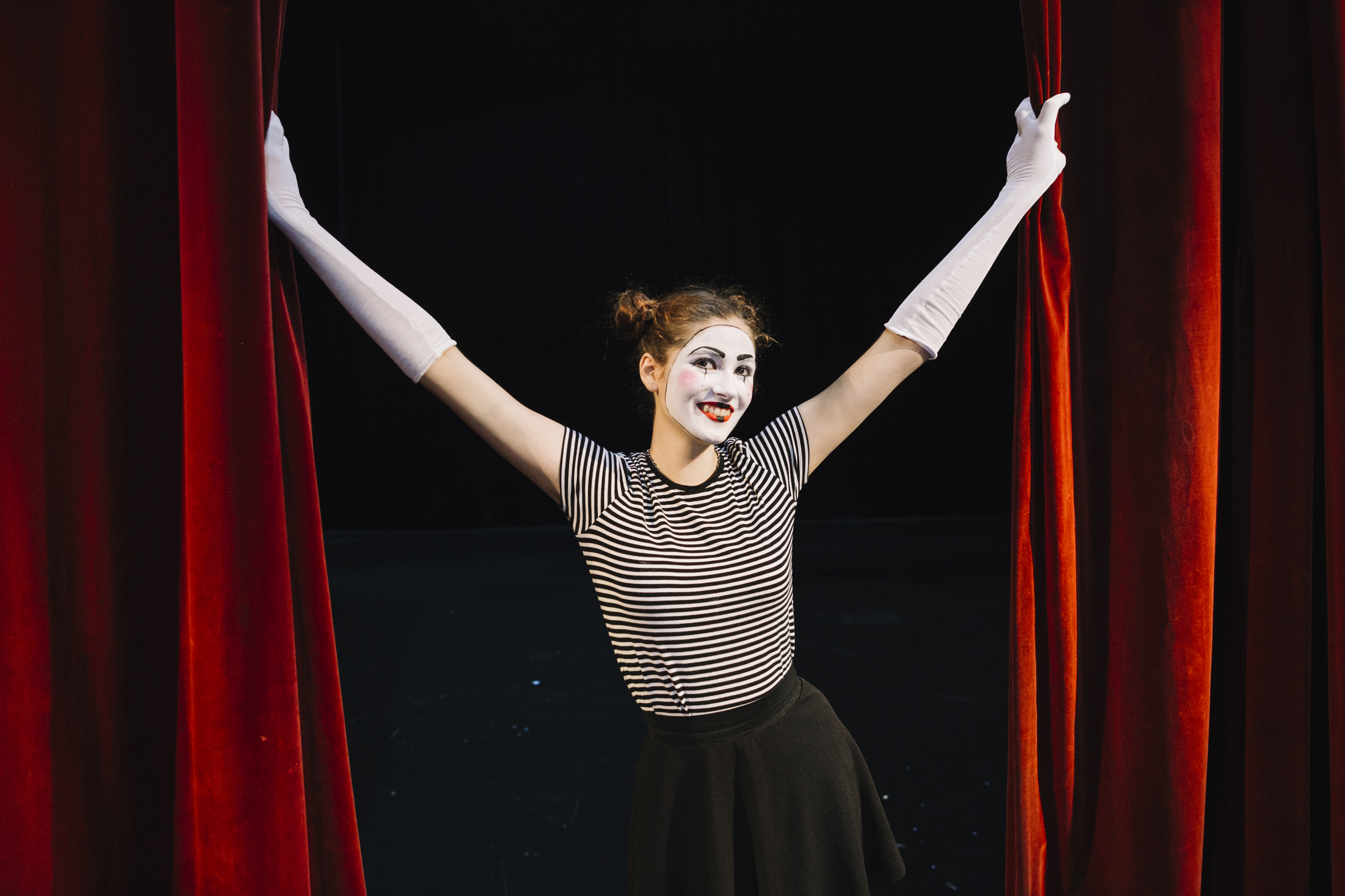 

Билеты на Цирковая вечеринка (Театр-цирк «Монгольфьери»)