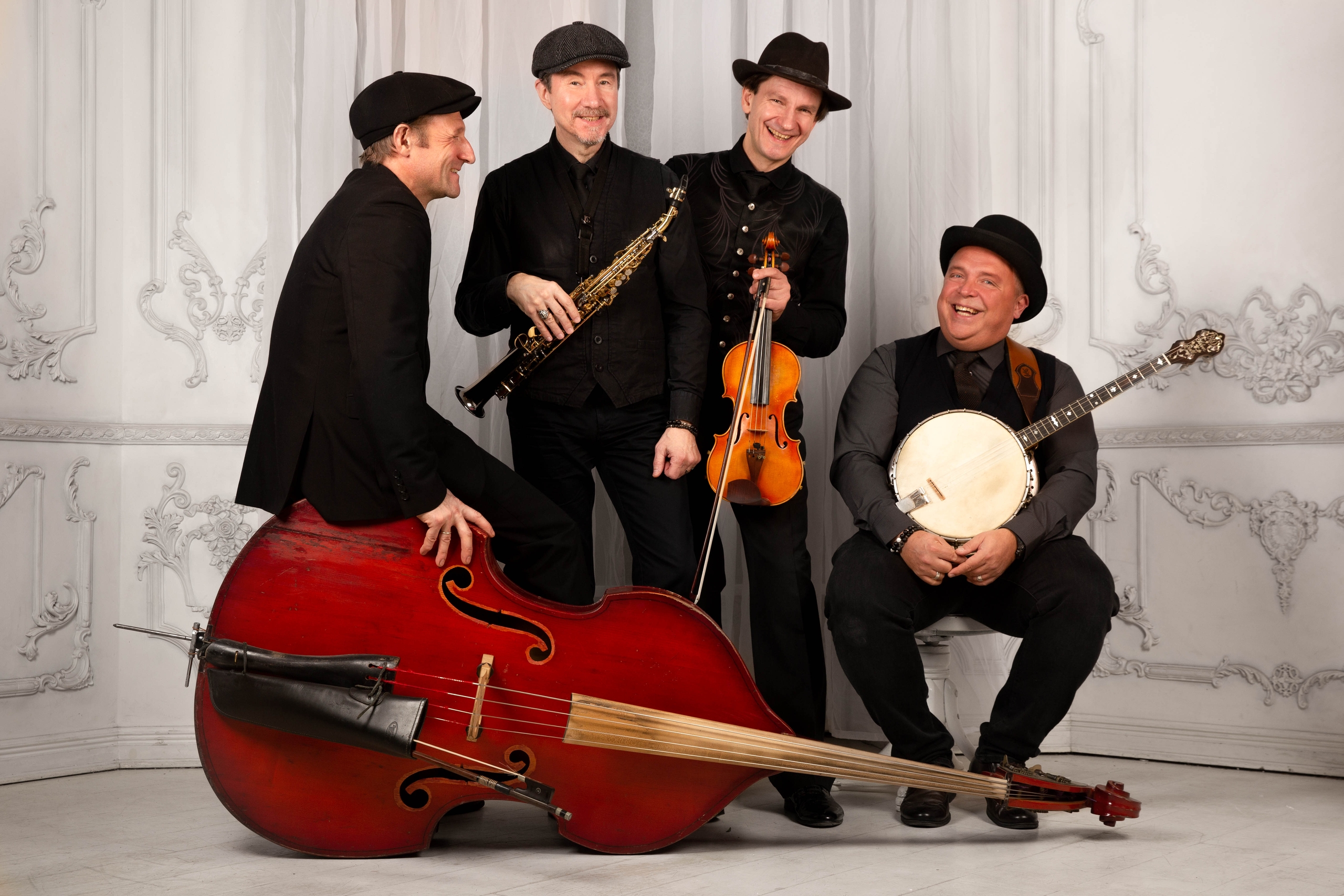 

Билеты на Приношение Эллингтону (Екатерининское собрание)