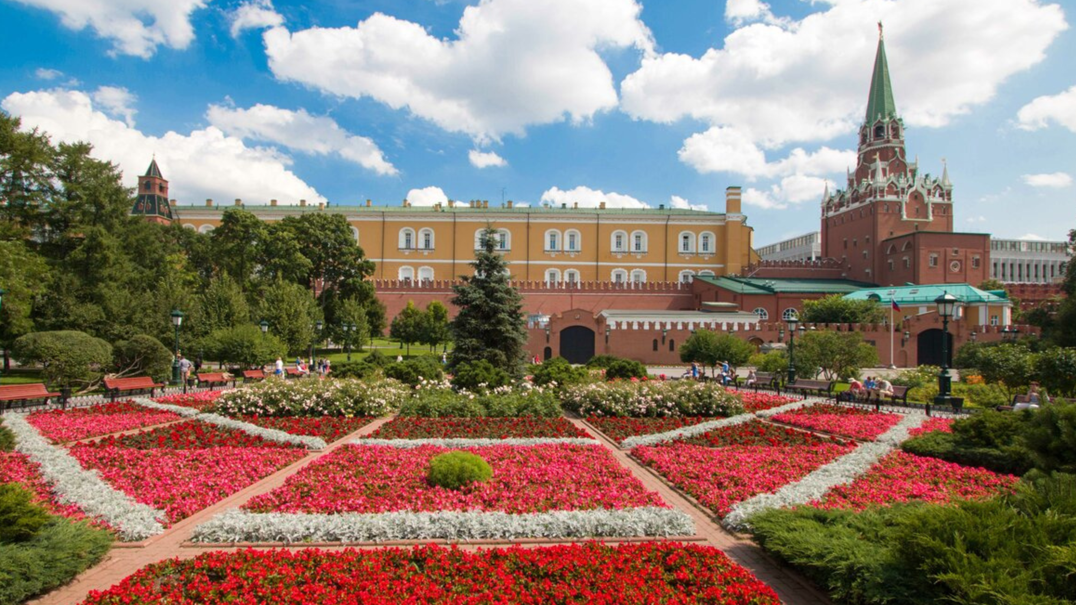 Взламывая шифр города. О чём молчат кремлёвские стены