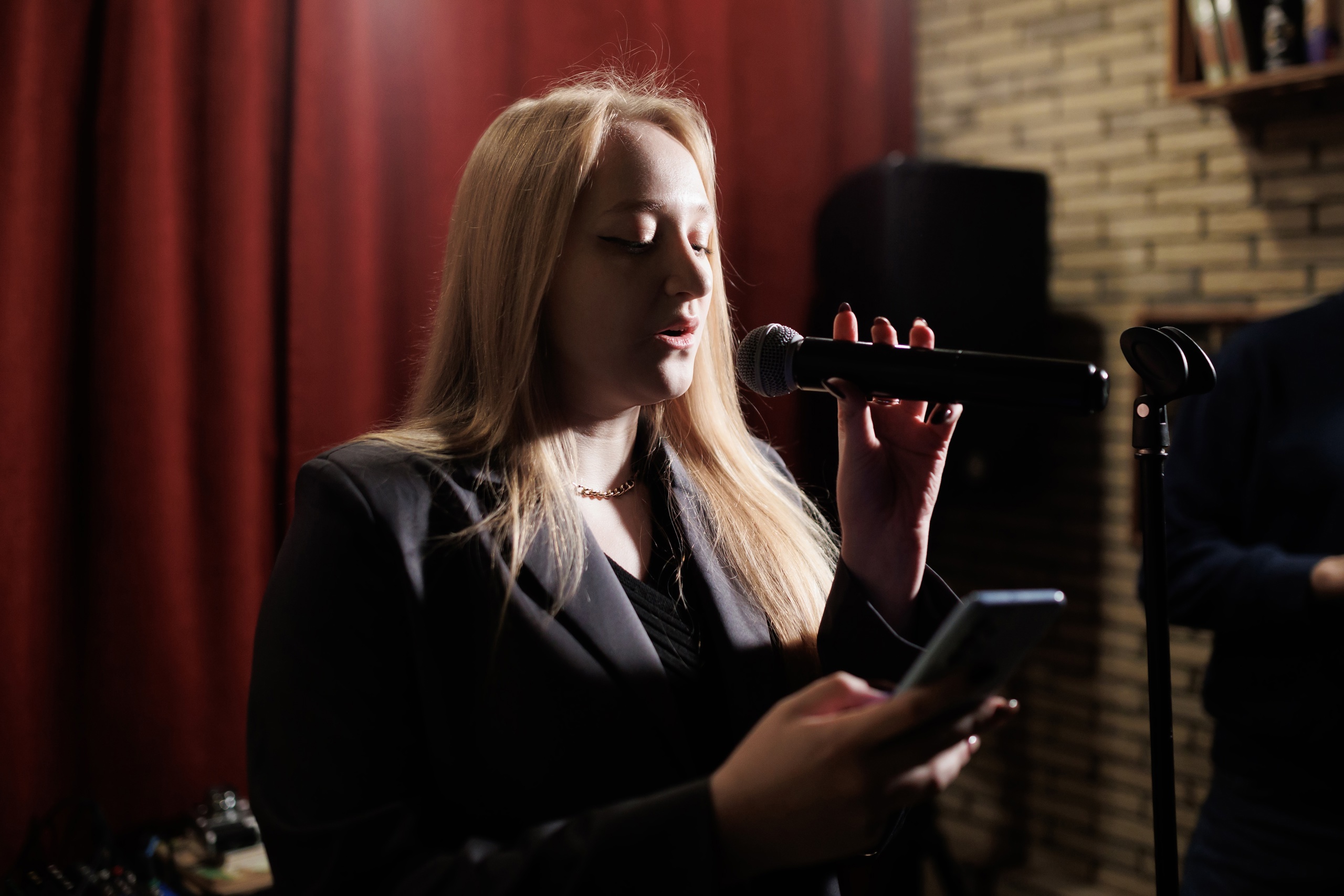 

Билеты на Вечер поэзии (Dovlatov)