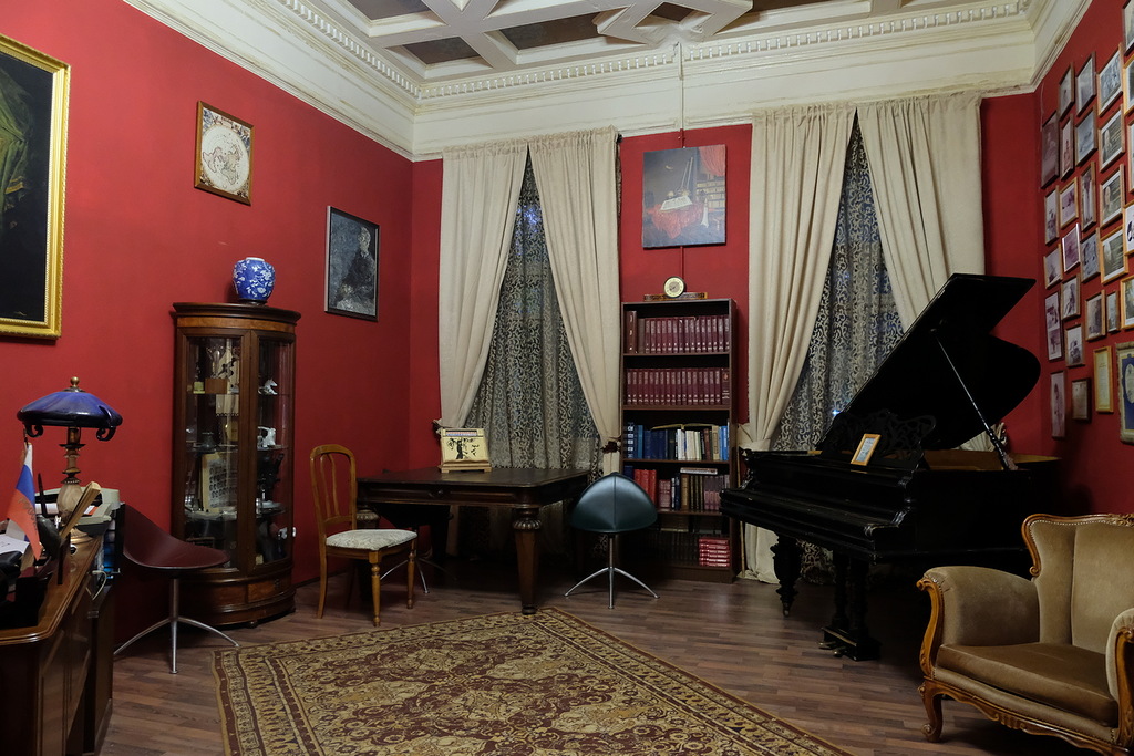 

Билеты на Экскурсия в особняк Шрёдера + концерт ко Дню защитников отечества (Дом Шрёдера)