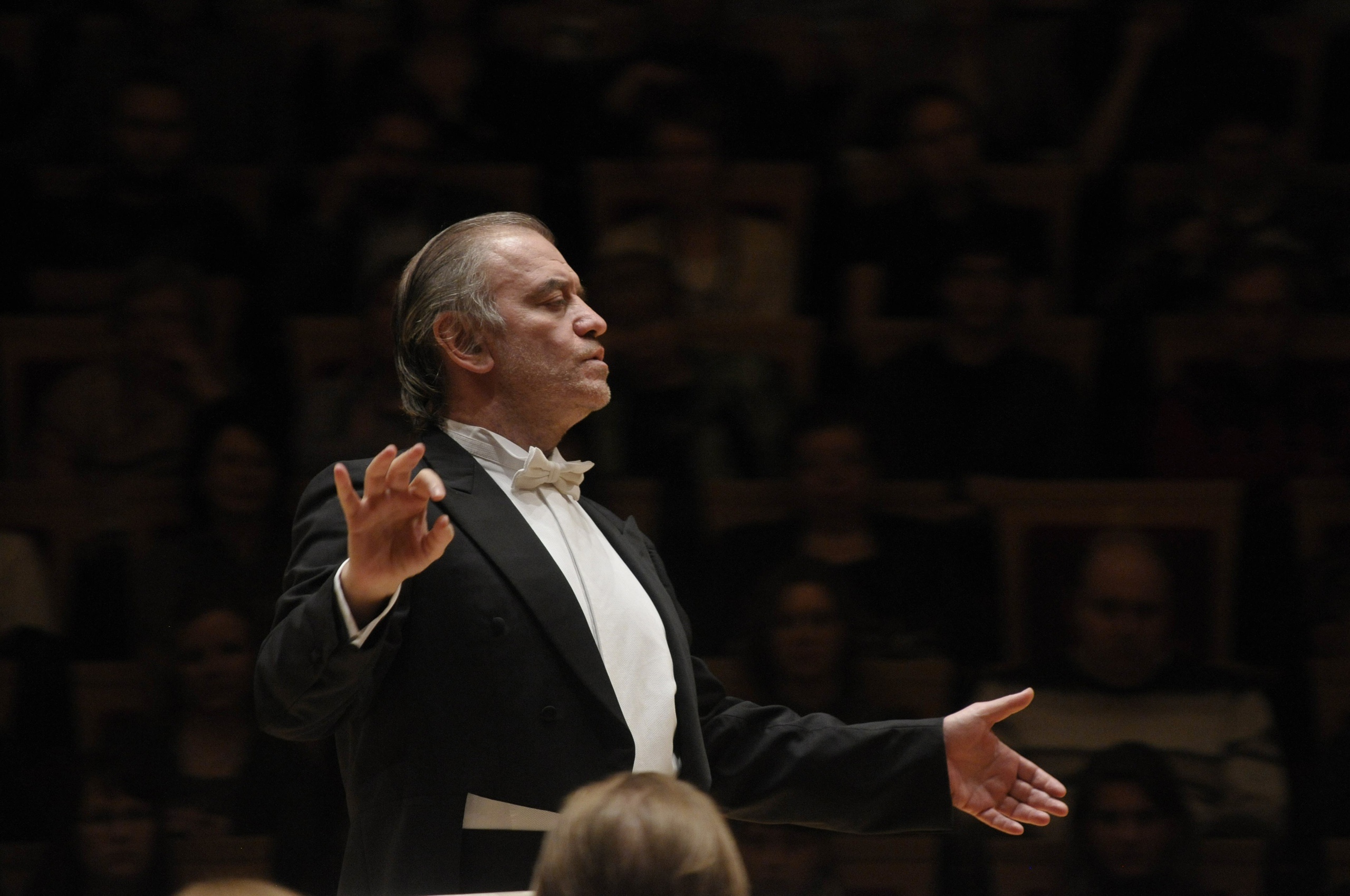 

Билеты на Классическая симфония. Петя и волк (Концертный зал Мариинского театра)