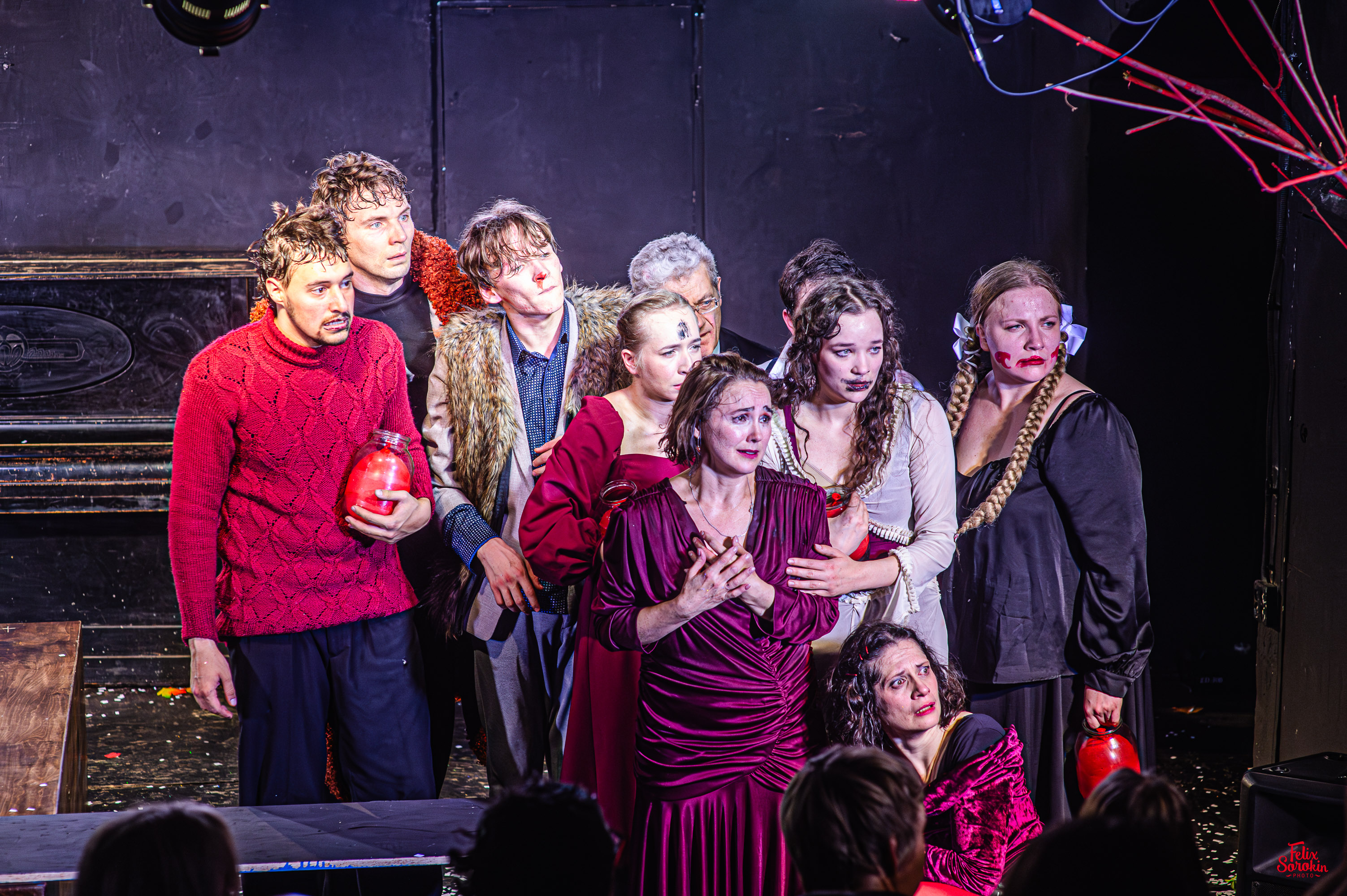 

Билеты на Вишнёый сад. Любовь на крови (VS Театр)