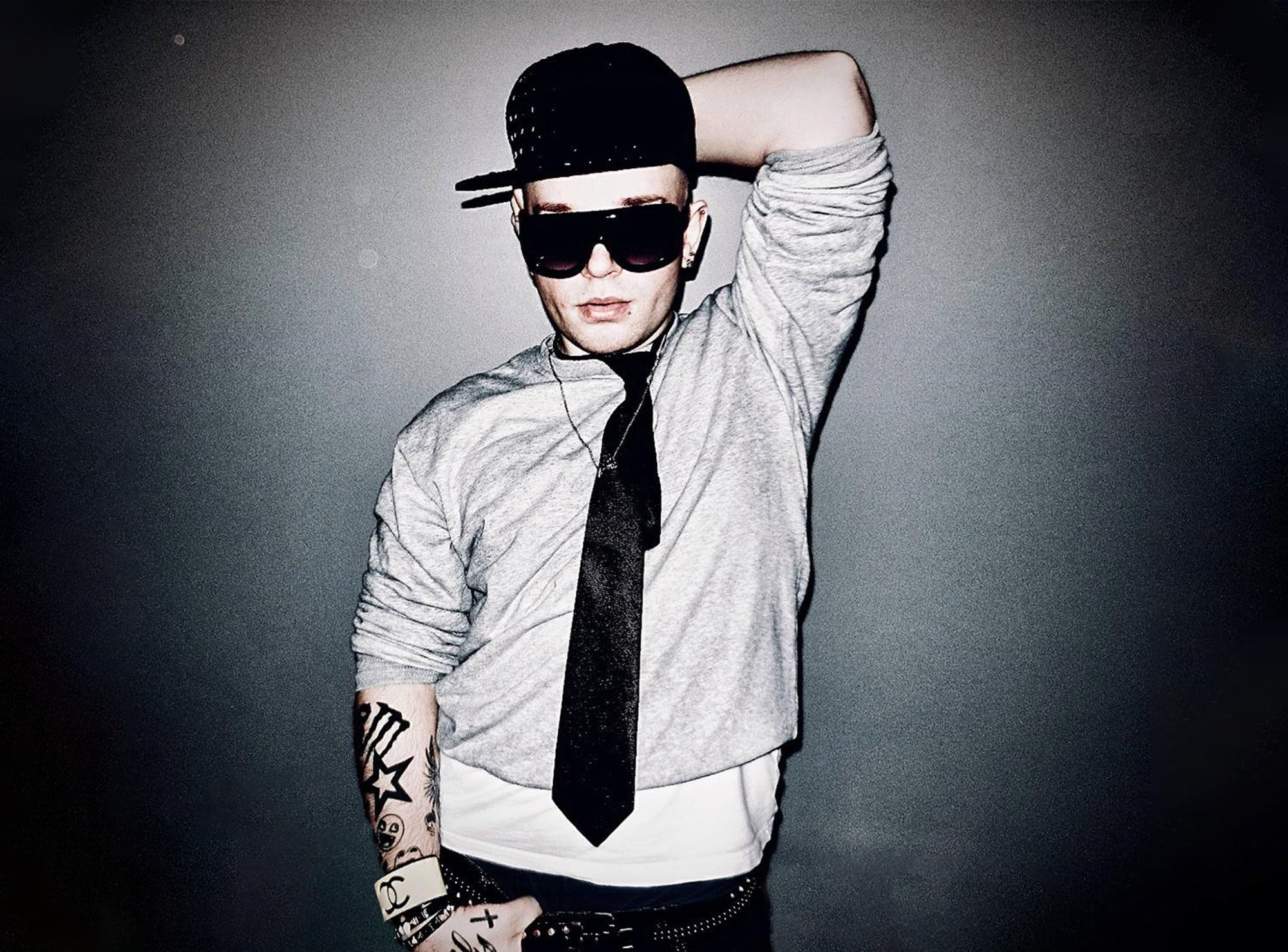 

Билеты на Huzzy B (Factory 3)