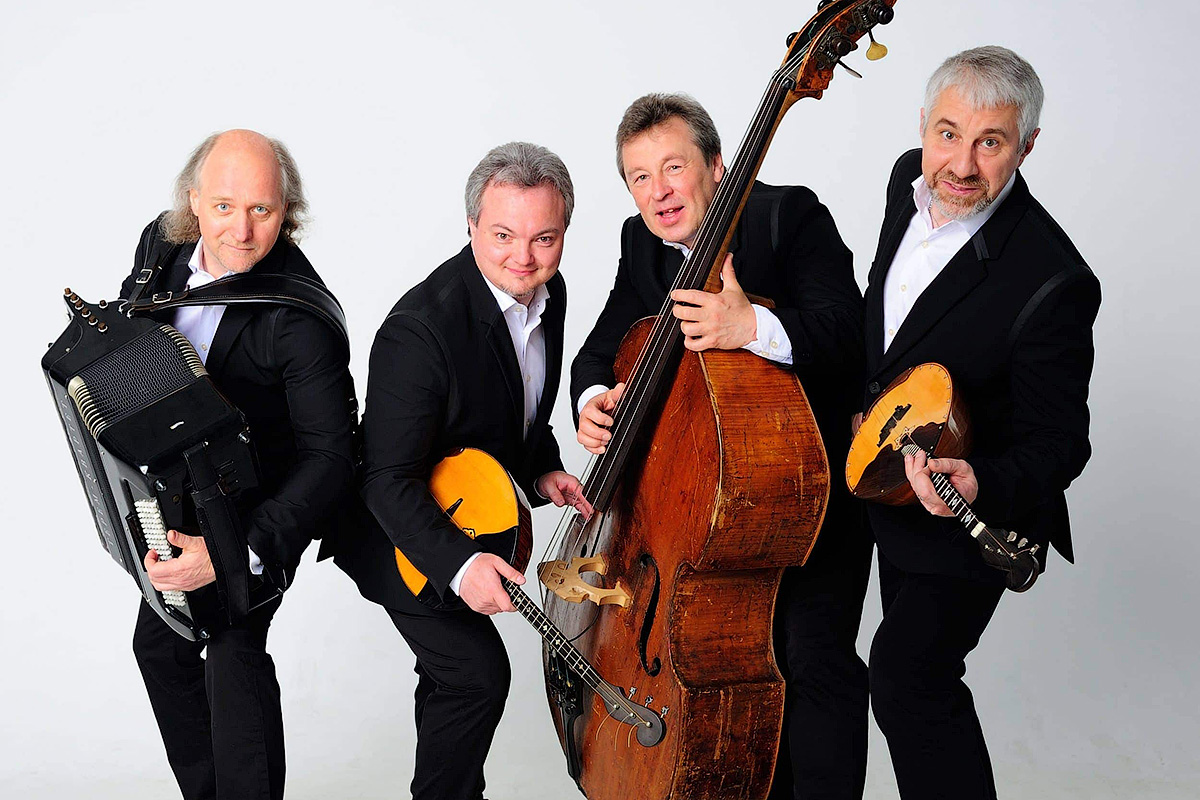 

Билеты на Рождество с «Терем-квартетом» (Белый зал Политехнического университета)