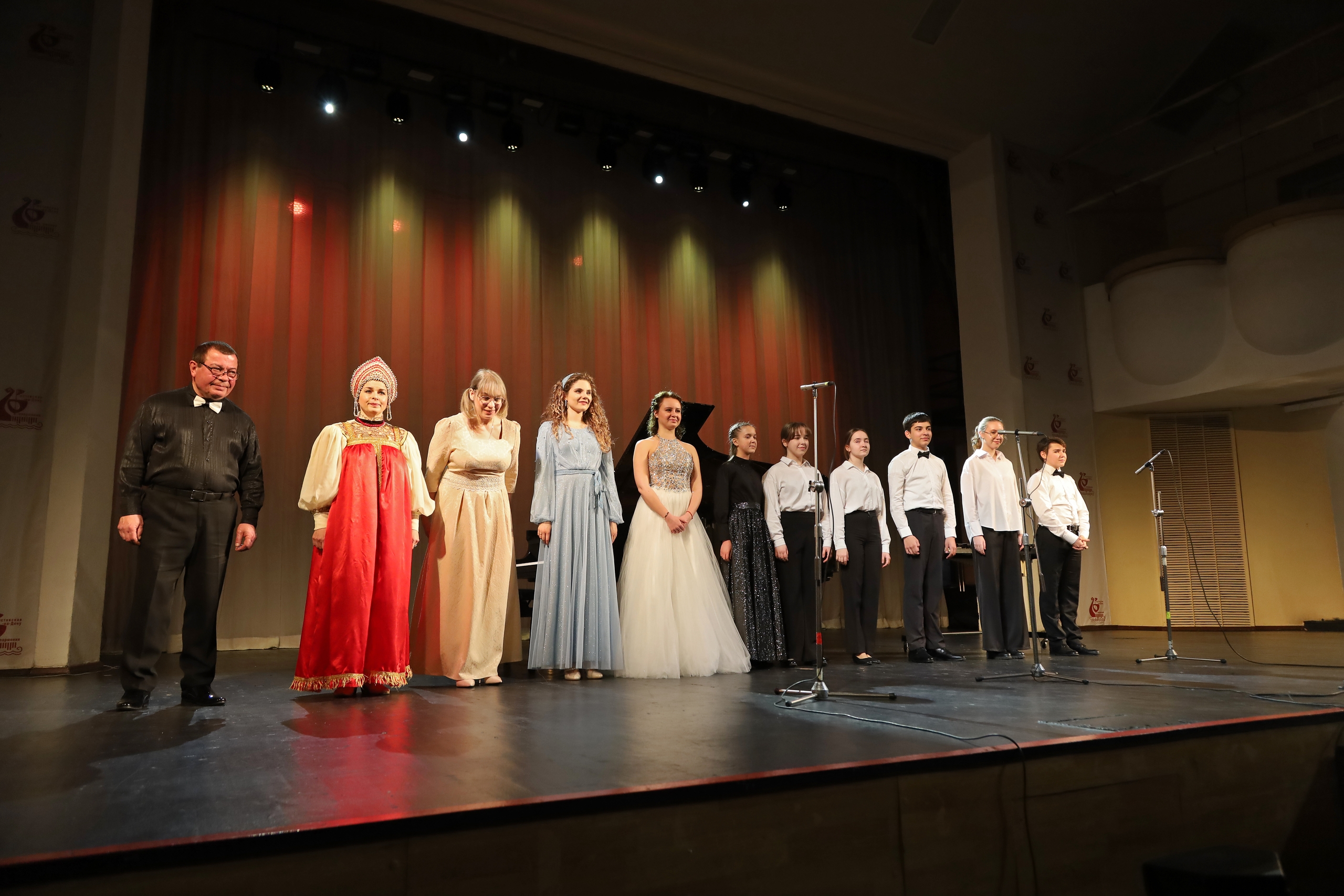 

Билеты на Дорога в Неаполь (Особняк 1898)