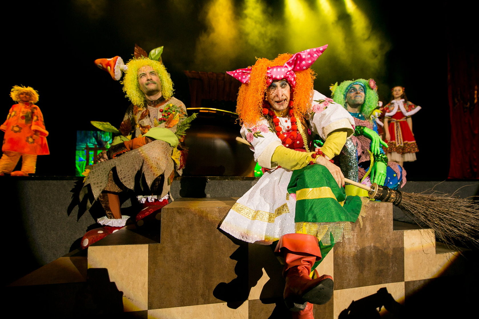 

Билеты на Баба Яга и Домовой