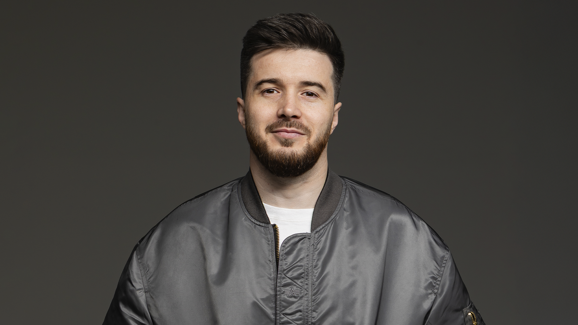 

Билеты на Тимур Джанкёзов (Дом молодёжи Василеостровского района)