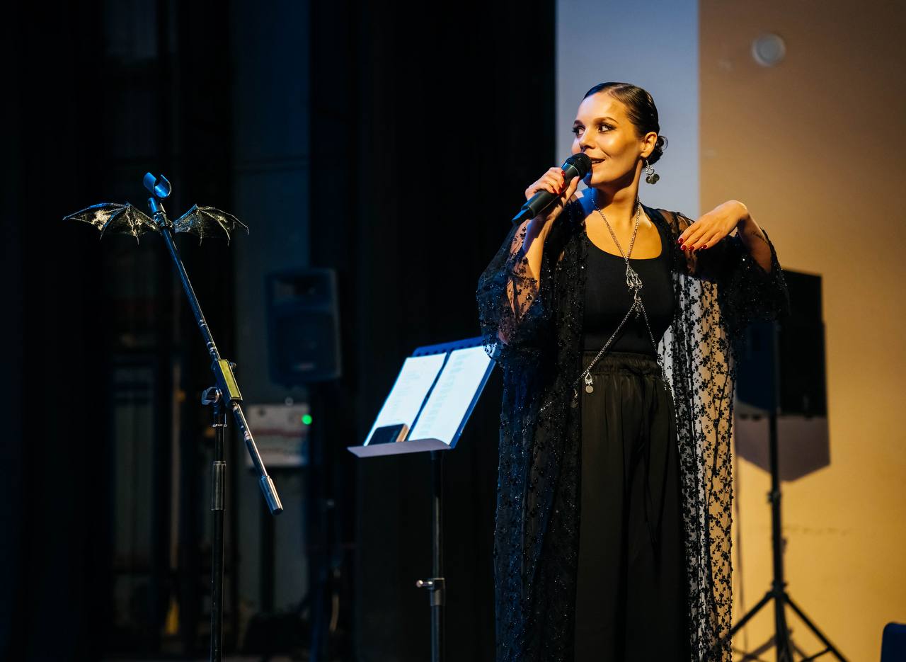 

Билеты на Таня Равилова, Лука Гаделия и #рави_пишет Band (ДК «Аксион»)