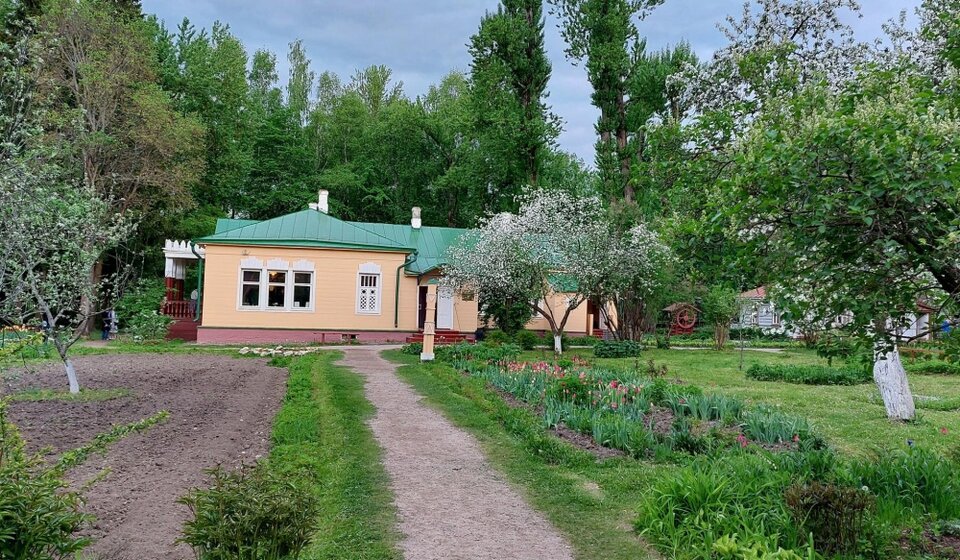 Путешествие в Мелихово
