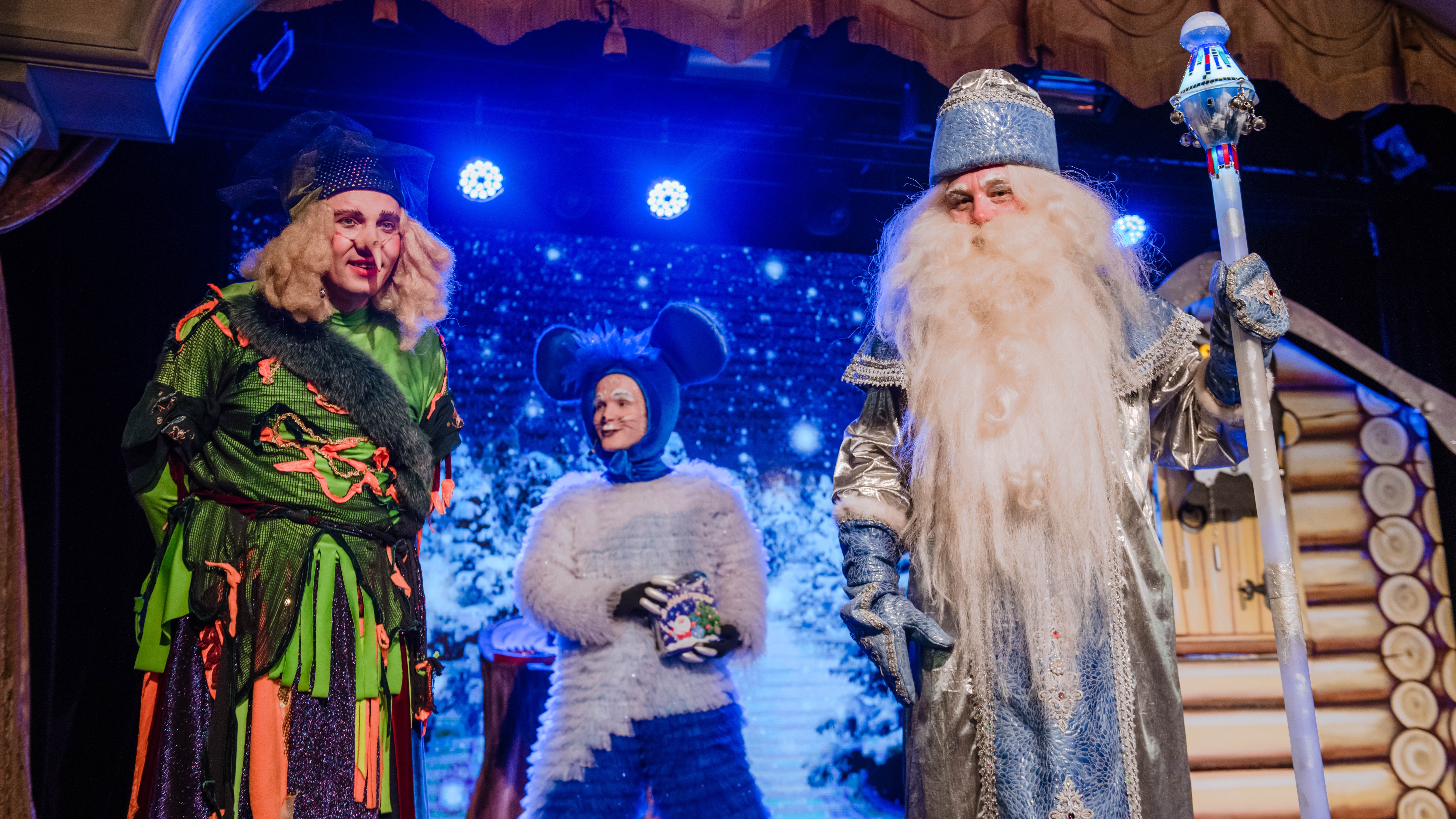 

Билеты на Необыкновенный подарок Деда Мороза (Чаплин Hall)