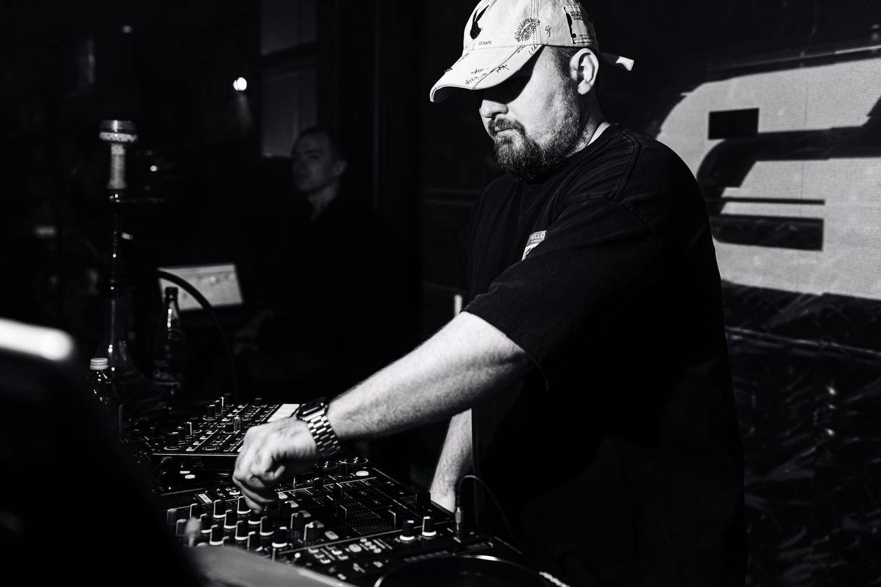 

Билеты на DJ Gross (Louis Pasteur)