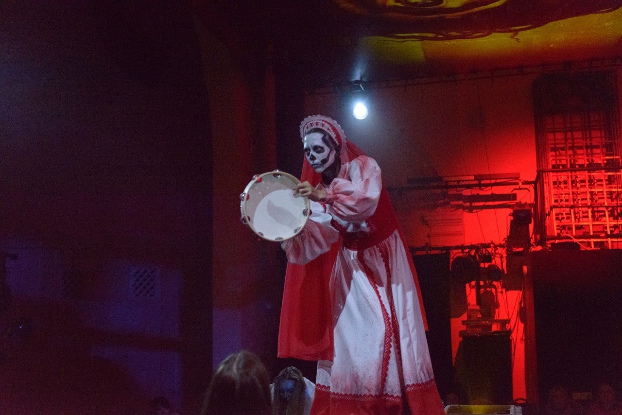 

Билеты на Сквозь огонь войны (Театр Защитника Отечества)