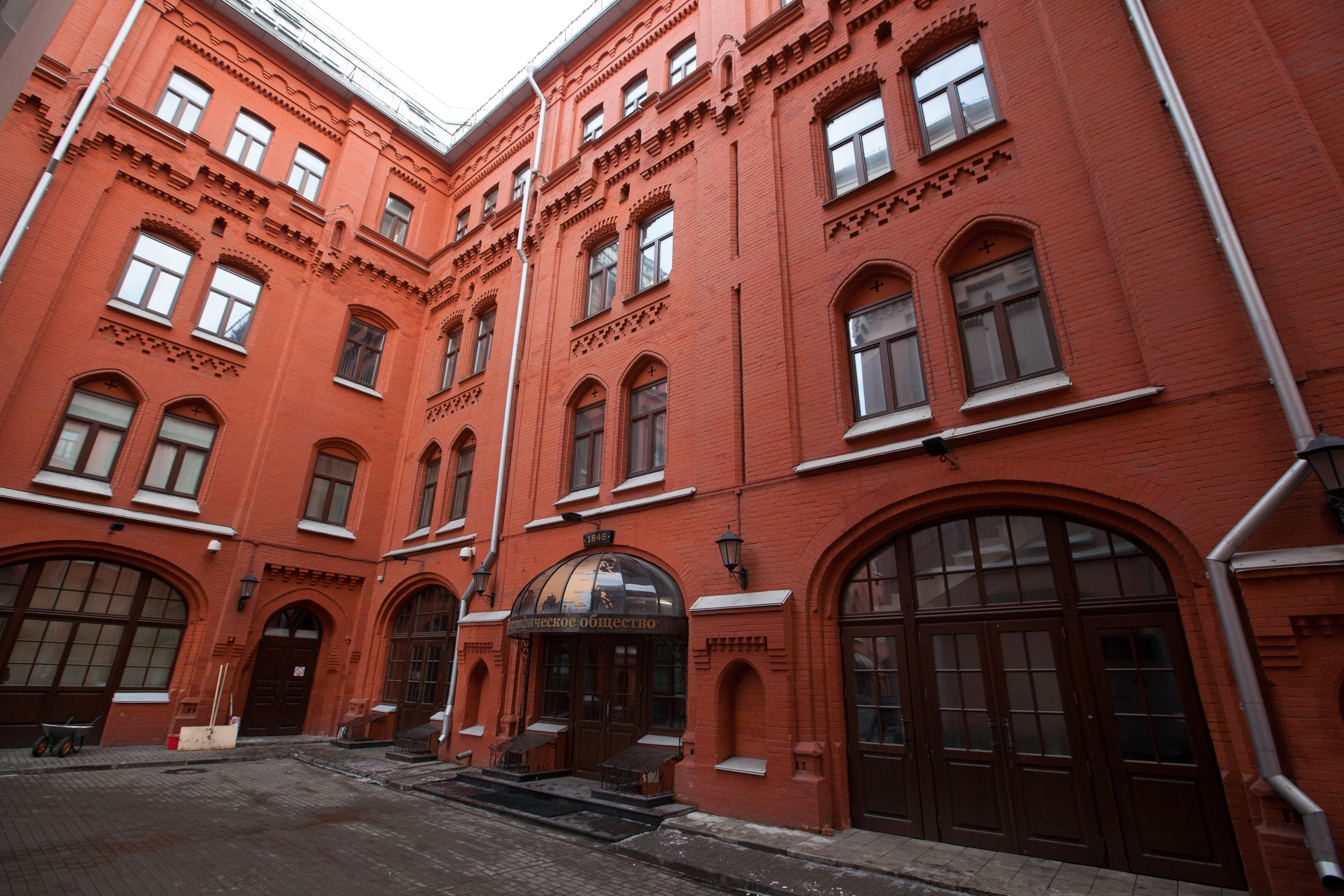 

Билеты на Штаб-квартира Русского географического общества (Штаб-квартира РГО)