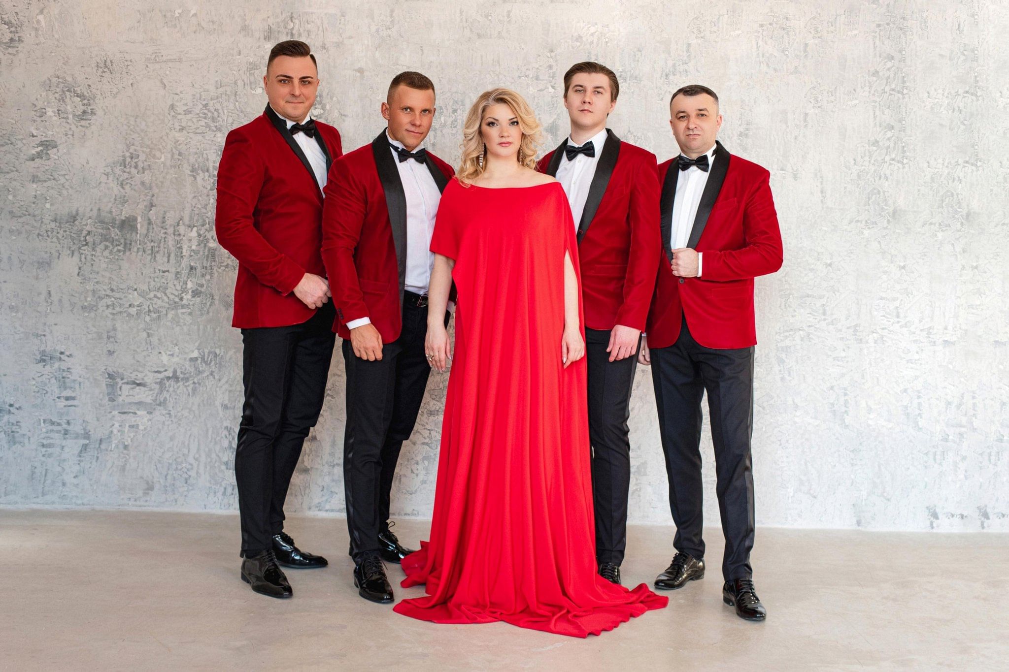 

Билеты на Вокальная группа «Премьер». Запомни этот миг (Филармония. Зал органной и камерной музыки)