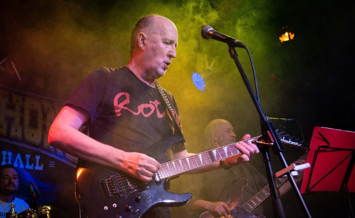 

Билеты на Андрей Маевский. Хиты на струнах (Музыка кофе и вина (МКВ))