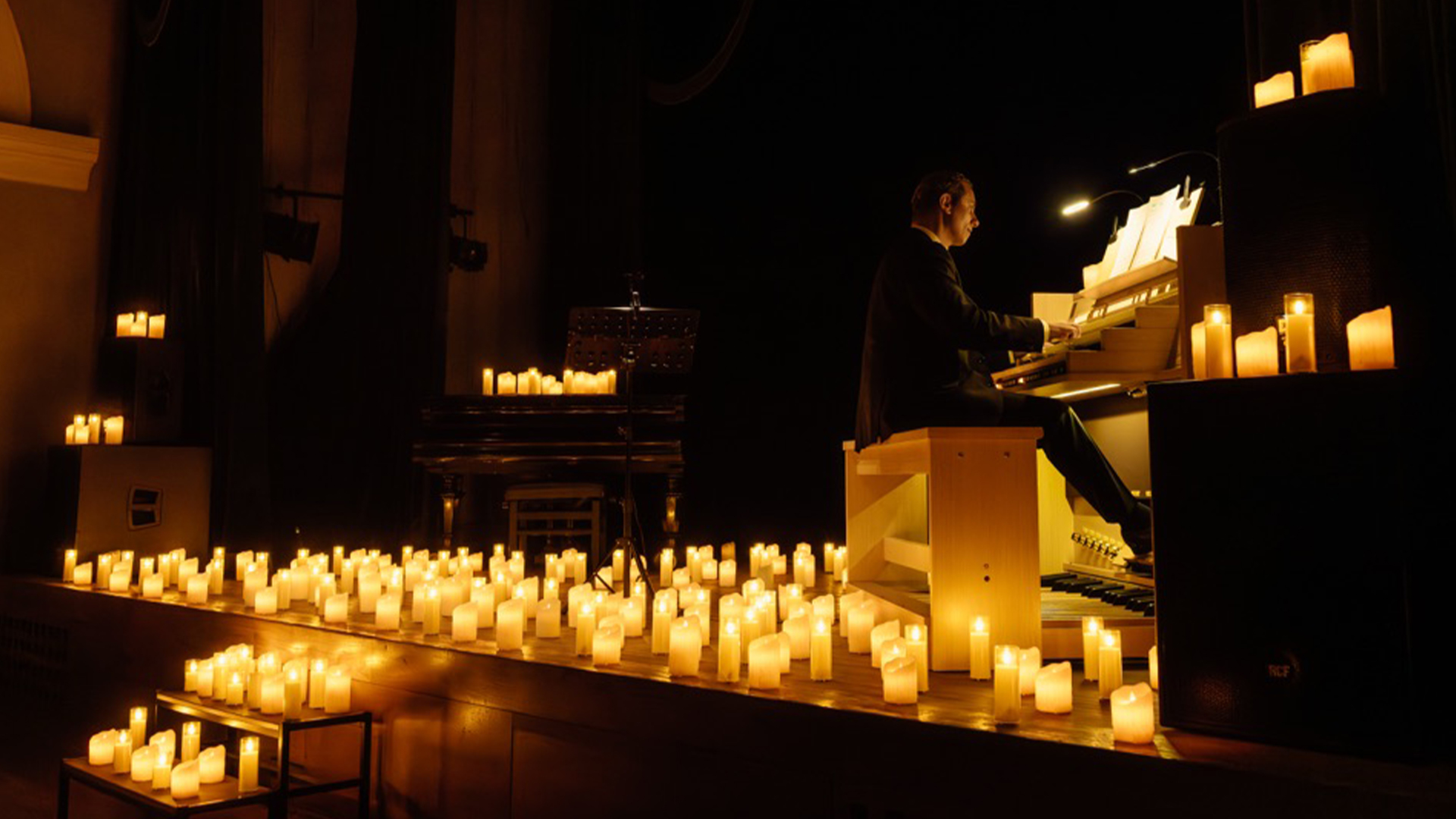 

Билеты на Орган и дудук при свечах (Центральный дом архитектора)